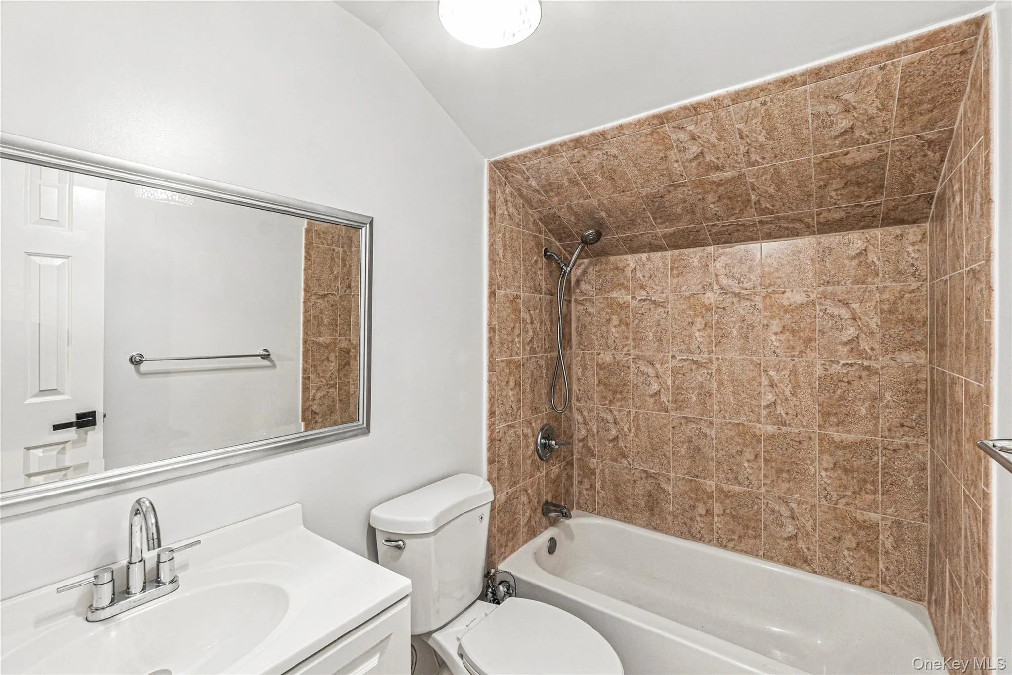 155 Moriches Avenue, Brookhaven, NY, 3 Bedrooms Bedrooms, 5 Rooms Rooms,2 BathroomsBathrooms,Residential,For Rent,Moriches,0,1047912 155 Moriches Avenue, Brookhaven, NY, 3 Bedrooms Bedrooms, 5 Rooms Rooms,2 BathroomsBathrooms,Residential,For Rent,Moriches,0,1047912