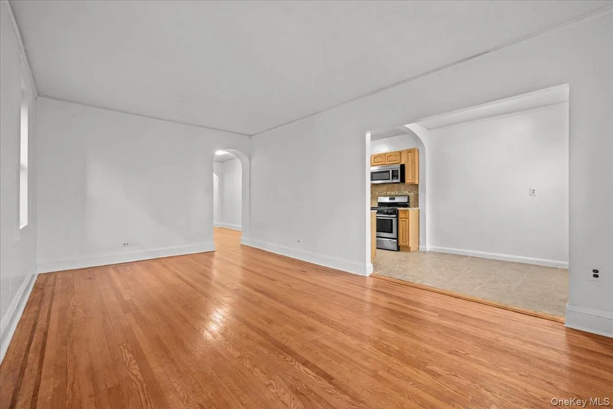 20 William Street, Mount Vernon, NY, 1 Bedroom Bedrooms, 4 Rooms Rooms,1 BathroomBathrooms,Residential,For Rent,William,0,1047915 20 William Street, Mount Vernon, NY, 1 Bedroom Bedrooms, 4 Rooms Rooms,1 BathroomBathrooms,Residential,For Rent,William,0,1047915