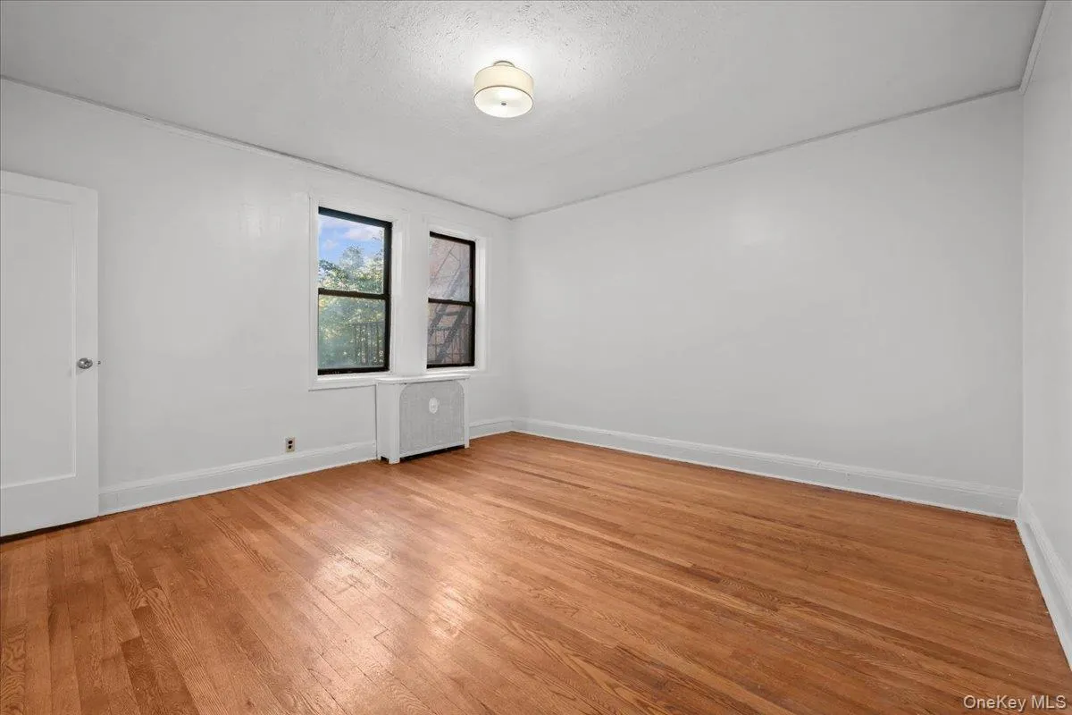 20 William Street, Mount Vernon, NY, 1 Bedroom Bedrooms, 4 Rooms Rooms,1 BathroomBathrooms,Residential,For Rent,William,0,1047915 20 William Street, Mount Vernon, NY, 1 Bedroom Bedrooms, 4 Rooms Rooms,1 BathroomBathrooms,Residential,For Rent,William,0,1047915