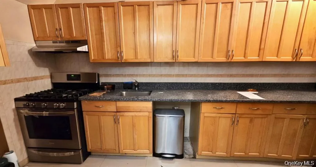 2555 97th Street, New York, NY, 4 Bedrooms Bedrooms, 7 Rooms Rooms,2 BathroomsBathrooms,Residential,For Rent,97th,0,1047919 2555 97th Street, New York, NY, 4 Bedrooms Bedrooms, 7 Rooms Rooms,2 BathroomsBathrooms,Residential,For Rent,97th,0,1047919