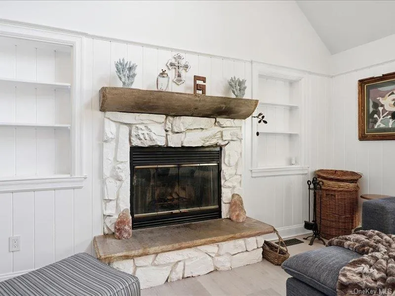 5 Deerland Drive, Southampton, NY, 4 Bedrooms Bedrooms, 9 Rooms Rooms,3 BathroomsBathrooms,Residential,For Rent,Deerland,0,1047922 5 Deerland Drive, Southampton, NY, 4 Bedrooms Bedrooms, 9 Rooms Rooms,3 BathroomsBathrooms,Residential,For Rent,Deerland,0,1047922