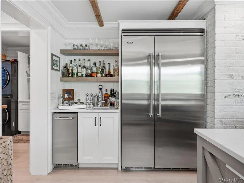 5 Deerland Drive, Southampton, NY, 4 Bedrooms Bedrooms, 9 Rooms Rooms,3 BathroomsBathrooms,Residential,For Rent,Deerland,0,1047922 5 Deerland Drive, Southampton, NY, 4 Bedrooms Bedrooms, 9 Rooms Rooms,3 BathroomsBathrooms,Residential,For Rent,Deerland,0,1047922