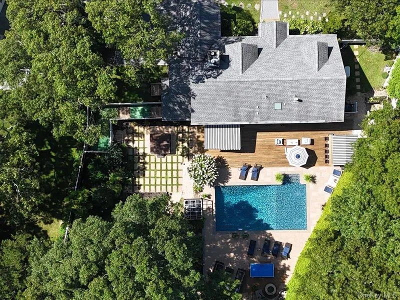 5 Deerland Drive, Southampton, NY, 4 Bedrooms Bedrooms, 9 Rooms Rooms,3 BathroomsBathrooms,Residential,For Rent,Deerland,0,1047922 5 Deerland Drive, Southampton, NY, 4 Bedrooms Bedrooms, 9 Rooms Rooms,3 BathroomsBathrooms,Residential,For Rent,Deerland,0,1047922