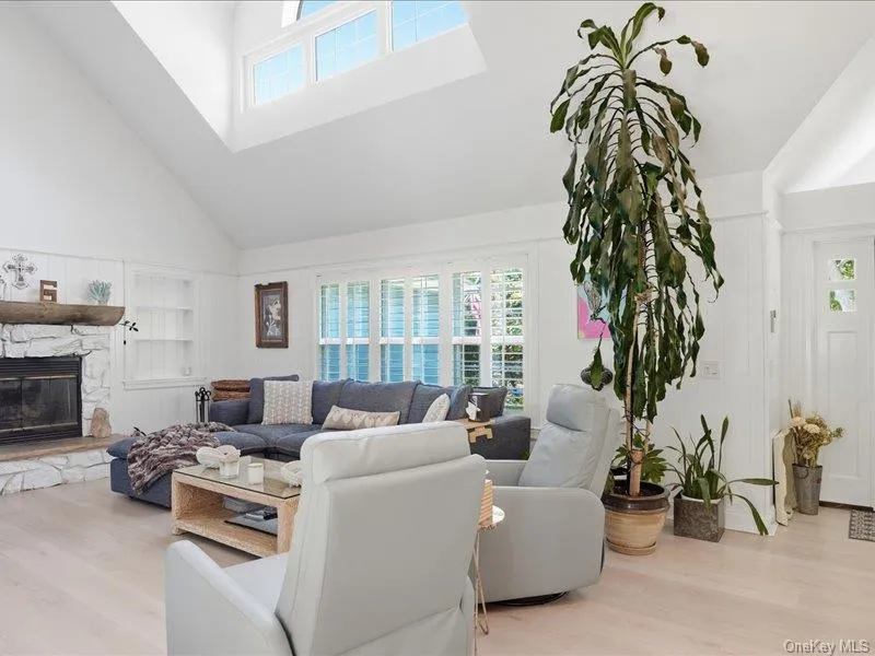 5 Deerland Drive, Southampton, NY, 4 Bedrooms Bedrooms, 9 Rooms Rooms,3 BathroomsBathrooms,Residential,For Rent,Deerland,0,1047922 5 Deerland Drive, Southampton, NY, 4 Bedrooms Bedrooms, 9 Rooms Rooms,3 BathroomsBathrooms,Residential,For Rent,Deerland,0,1047922
