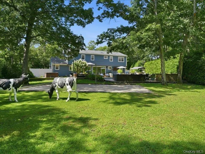 5 Deerland Drive, Southampton, NY, 4 Bedrooms Bedrooms, 9 Rooms Rooms,3 BathroomsBathrooms,Residential,For Rent,Deerland,0,1047922 5 Deerland Drive, Southampton, NY, 4 Bedrooms Bedrooms, 9 Rooms Rooms,3 BathroomsBathrooms,Residential,For Rent,Deerland,0,1047922