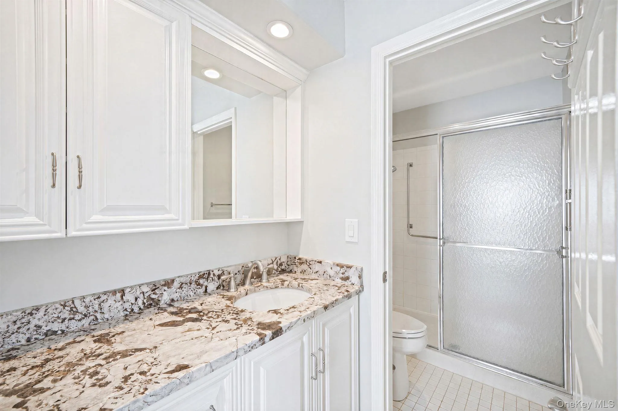20 Wainscott Court, Brookhaven, NY, 2 Bedrooms Bedrooms, 7 Rooms Rooms,2 BathroomsBathrooms,Residential,For Rent,Wainscott,0,1047923 20 Wainscott Court, Brookhaven, NY, 2 Bedrooms Bedrooms, 7 Rooms Rooms,2 BathroomsBathrooms,Residential,For Rent,Wainscott,0,1047923