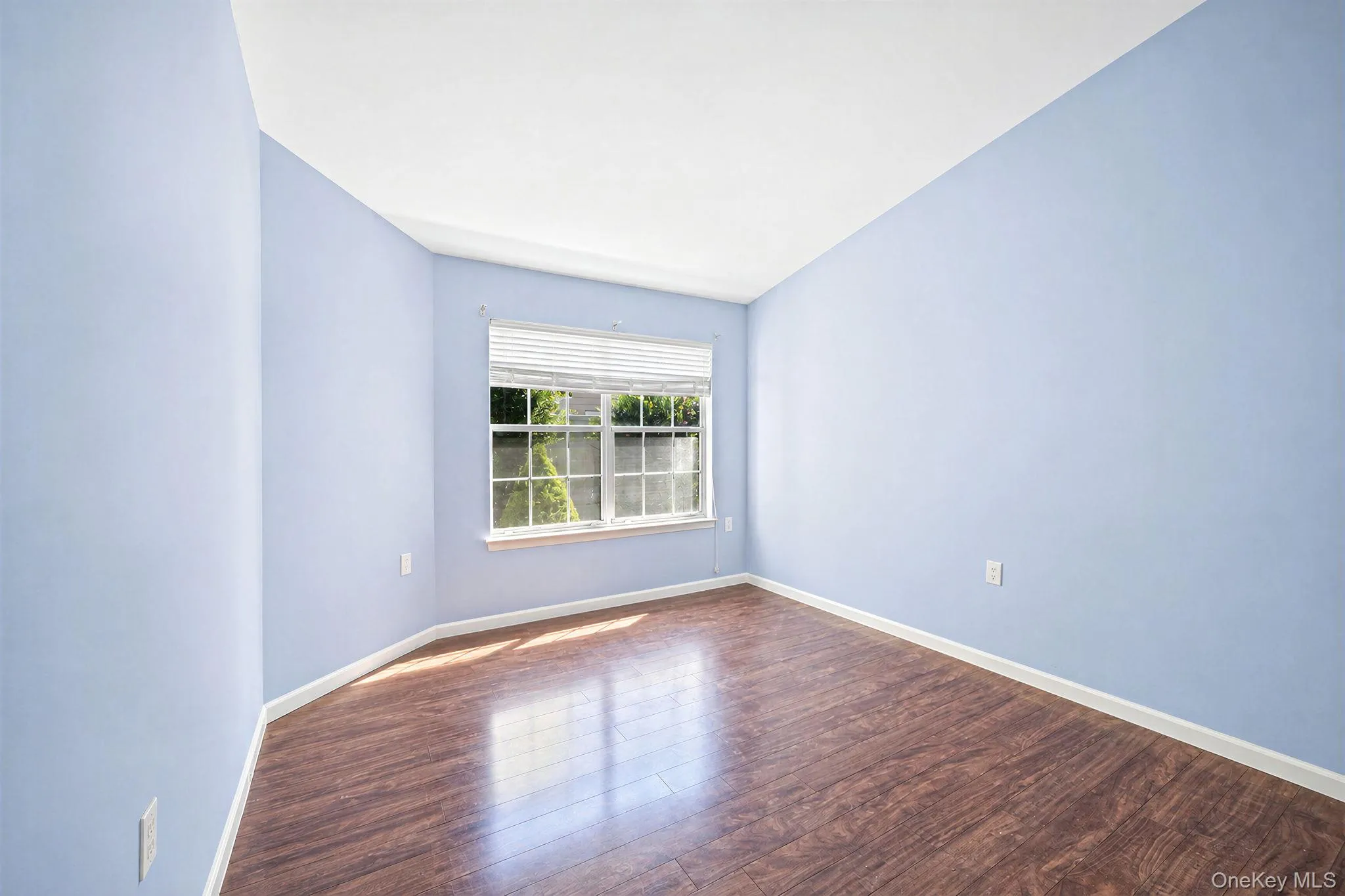 20 Wainscott Court, Brookhaven, NY, 2 Bedrooms Bedrooms, 7 Rooms Rooms,2 BathroomsBathrooms,Residential,For Rent,Wainscott,0,1047923 20 Wainscott Court, Brookhaven, NY, 2 Bedrooms Bedrooms, 7 Rooms Rooms,2 BathroomsBathrooms,Residential,For Rent,Wainscott,0,1047923