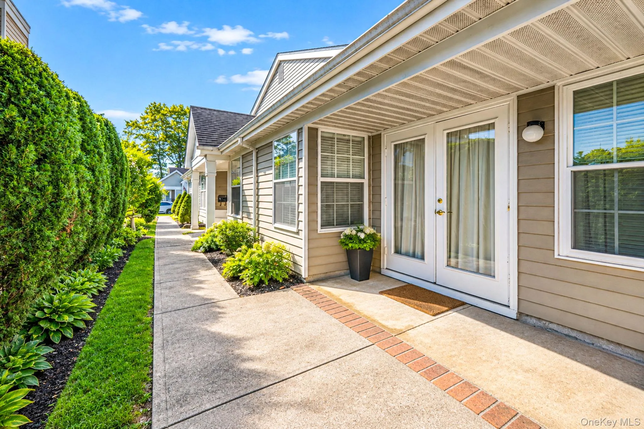20 Wainscott Court, Brookhaven, NY, 2 Bedrooms Bedrooms, 7 Rooms Rooms,2 BathroomsBathrooms,Residential,For Rent,Wainscott,0,1047923 20 Wainscott Court, Brookhaven, NY, 2 Bedrooms Bedrooms, 7 Rooms Rooms,2 BathroomsBathrooms,Residential,For Rent,Wainscott,0,1047923