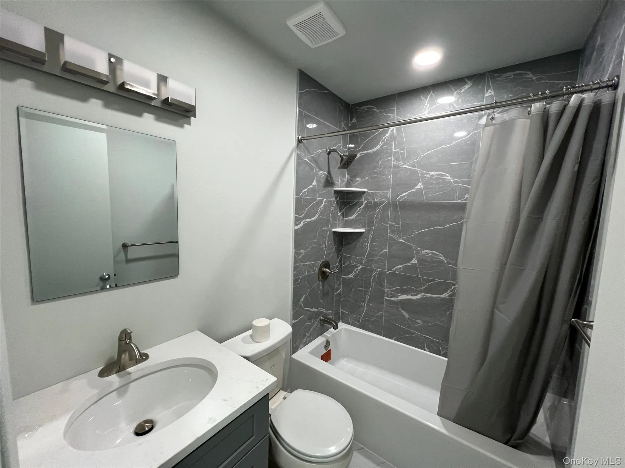 57 Firwood Road, North Hempstead, NY, 2 Bedrooms Bedrooms, 5 Rooms Rooms,2 BathroomsBathrooms,Residential Lease,For Rent,Firwood,0,1047926 57 Firwood Road, North Hempstead, NY, 2 Bedrooms Bedrooms, 5 Rooms Rooms,2 BathroomsBathrooms,Residential Lease,For Rent,Firwood,0,1047926