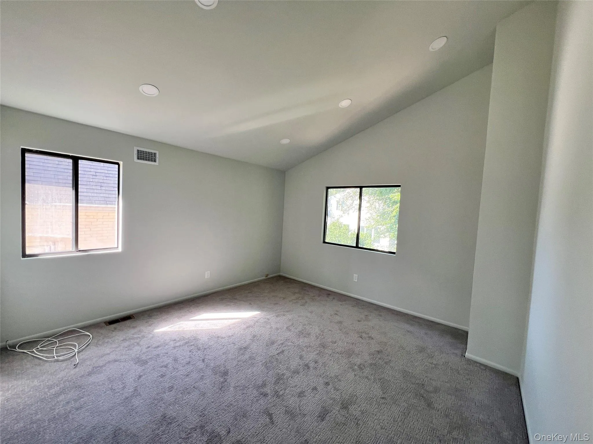 57 Firwood Road, North Hempstead, NY, 2 Bedrooms Bedrooms, 5 Rooms Rooms,2 BathroomsBathrooms,Residential Lease,For Rent,Firwood,0,1047926 57 Firwood Road, North Hempstead, NY, 2 Bedrooms Bedrooms, 5 Rooms Rooms,2 BathroomsBathrooms,Residential Lease,For Rent,Firwood,0,1047926