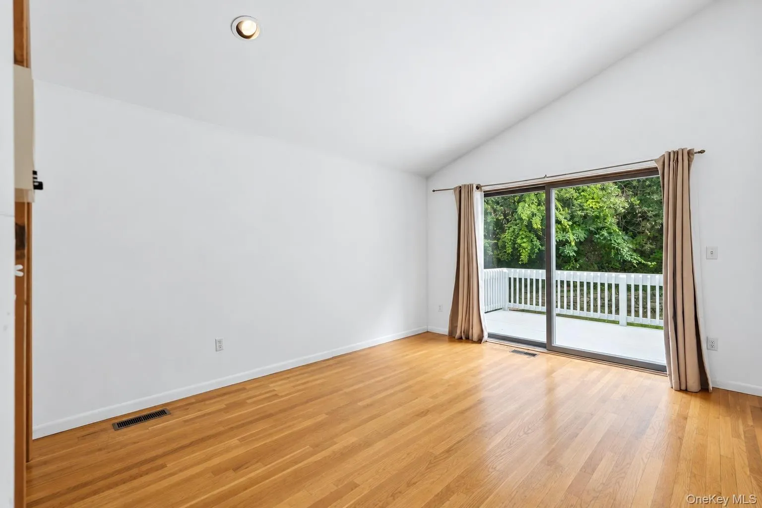 31 Boswell Road, Putnam Valley, NY, 3 Bedrooms Bedrooms, 7 Rooms Rooms,3 BathroomsBathrooms,Residential,For Rent,Boswell,0,1047930 31 Boswell Road, Putnam Valley, NY, 3 Bedrooms Bedrooms, 7 Rooms Rooms,3 BathroomsBathrooms,Residential,For Rent,Boswell,0,1047930