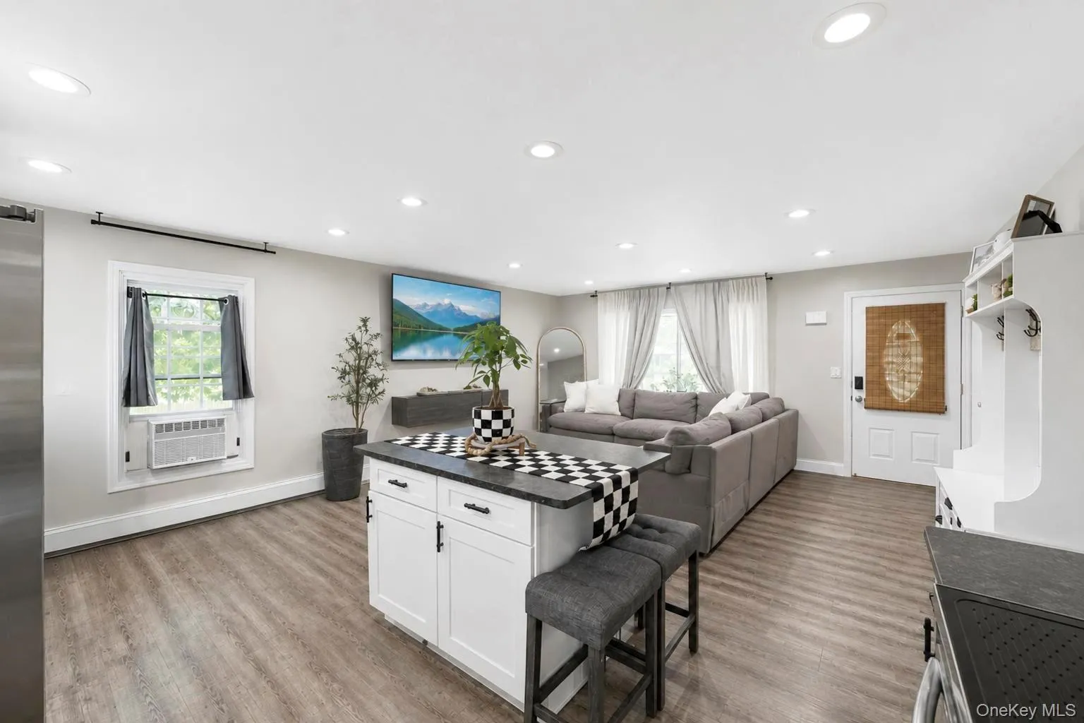 13 Adobe Drive, Brookhaven, NY, 3 Bedrooms Bedrooms, 5 Rooms Rooms,2 BathroomsBathrooms,Residential,For Rent,Adobe,0,1047931 13 Adobe Drive, Brookhaven, NY, 3 Bedrooms Bedrooms, 5 Rooms Rooms,2 BathroomsBathrooms,Residential,For Rent,Adobe,0,1047931