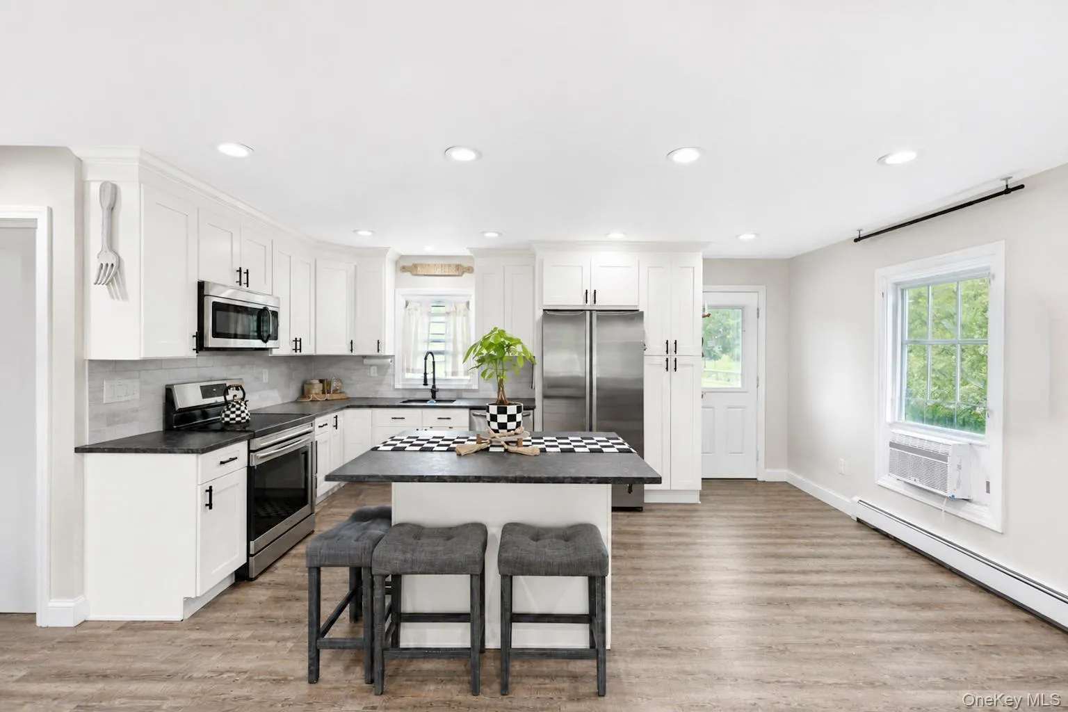 13 Adobe Drive, Brookhaven, NY, 3 Bedrooms Bedrooms, 5 Rooms Rooms,2 BathroomsBathrooms,Residential,For Rent,Adobe,0,1047931 13 Adobe Drive, Brookhaven, NY, 3 Bedrooms Bedrooms, 5 Rooms Rooms,2 BathroomsBathrooms,Residential,For Rent,Adobe,0,1047931