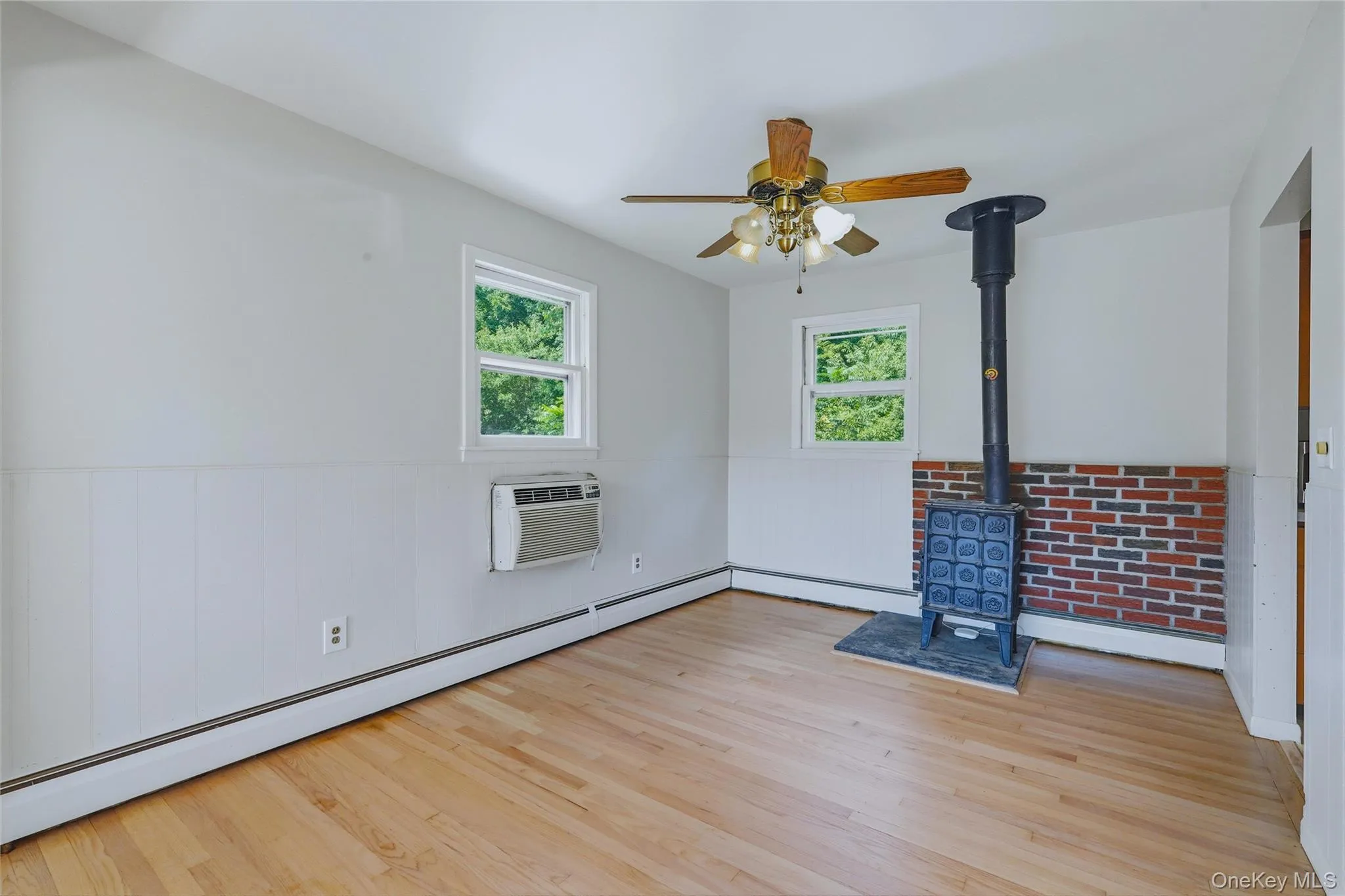 529 Lakeview Terrace, Kingston, NY, 3 Bedrooms Bedrooms, 10 Rooms Rooms,2 BathroomsBathrooms,Residential,For Rent,Lakeview,0,1047934 529 Lakeview Terrace, Kingston, NY, 3 Bedrooms Bedrooms, 10 Rooms Rooms,2 BathroomsBathrooms,Residential,For Rent,Lakeview,0,1047934