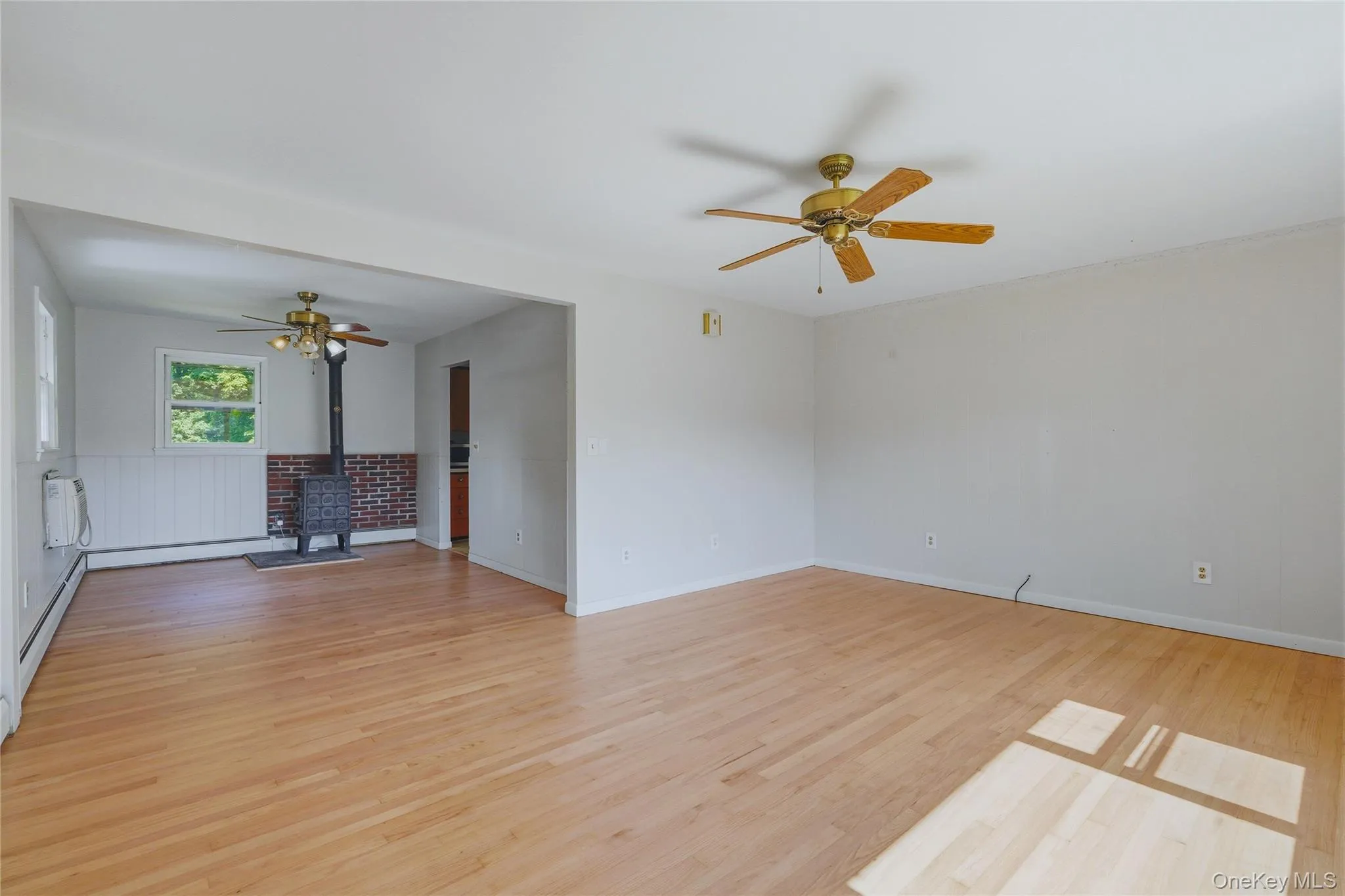 529 Lakeview Terrace, Kingston, NY, 3 Bedrooms Bedrooms, 10 Rooms Rooms,2 BathroomsBathrooms,Residential,For Rent,Lakeview,0,1047934 529 Lakeview Terrace, Kingston, NY, 3 Bedrooms Bedrooms, 10 Rooms Rooms,2 BathroomsBathrooms,Residential,For Rent,Lakeview,0,1047934