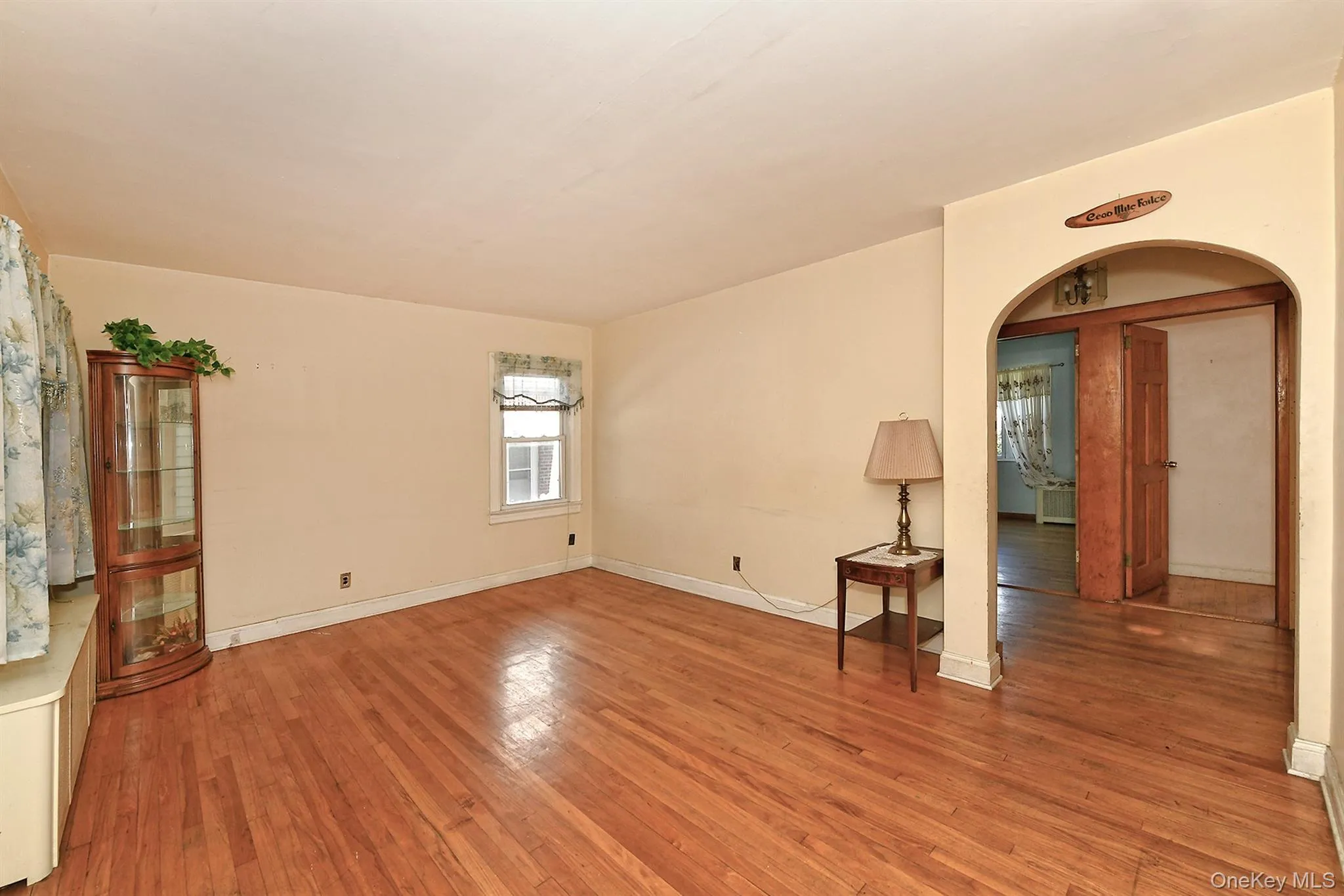 12 Hull Avenue, North Hempstead, NY, 5 Bedrooms Bedrooms, 7 Rooms Rooms,1 BathroomBathrooms,Residential,For Rent,Hull,0,1047936 12 Hull Avenue, North Hempstead, NY, 5 Bedrooms Bedrooms, 7 Rooms Rooms,1 BathroomBathrooms,Residential,For Rent,Hull,0,1047936