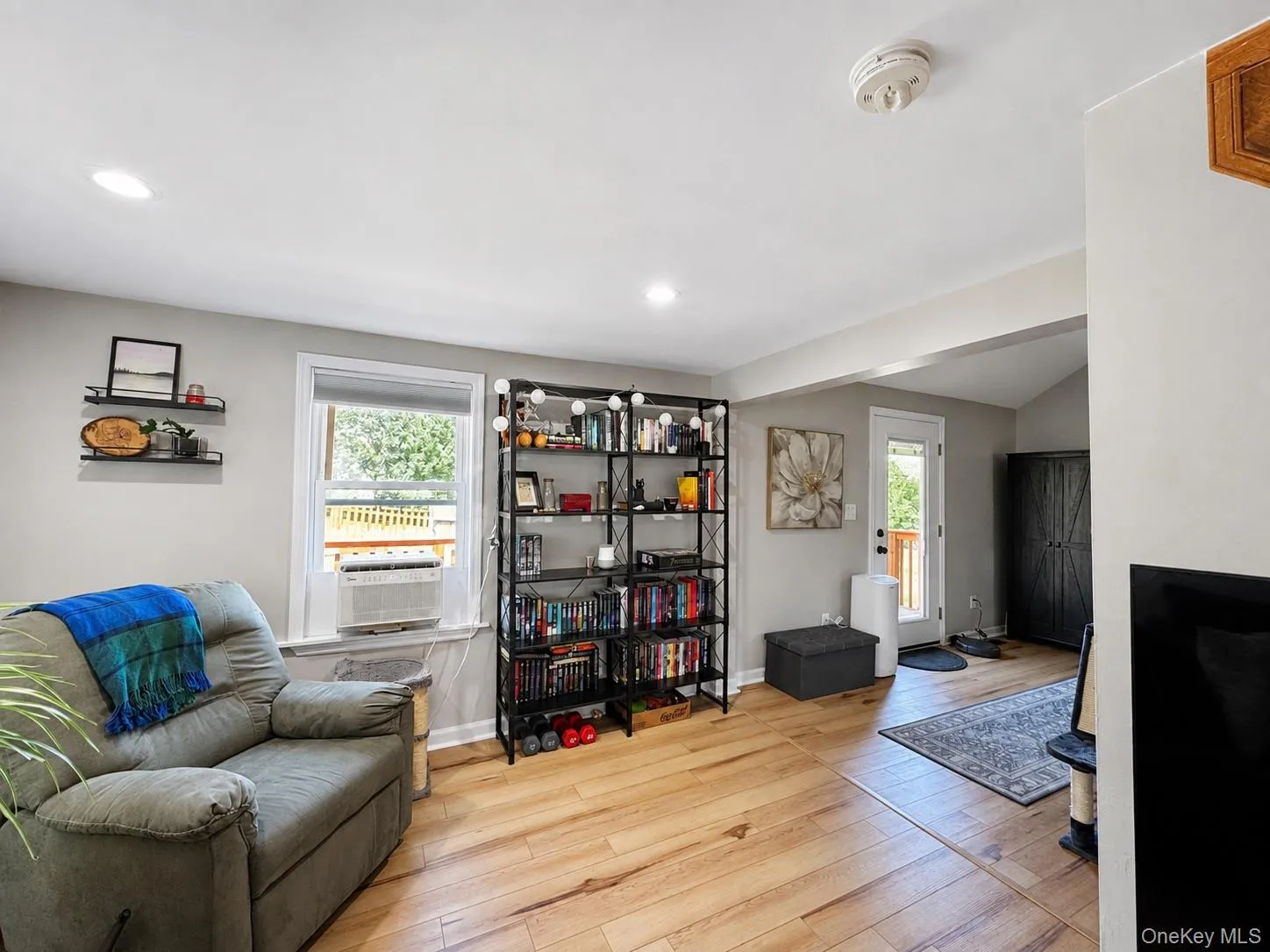 16 Highland Avenue, Catskill, NY, 2 Bedrooms Bedrooms, 6 Rooms Rooms,1 BathroomBathrooms,Residential,For Rent,Highland,0,1047945 16 Highland Avenue, Catskill, NY, 2 Bedrooms Bedrooms, 6 Rooms Rooms,1 BathroomBathrooms,Residential,For Rent,Highland,0,1047945