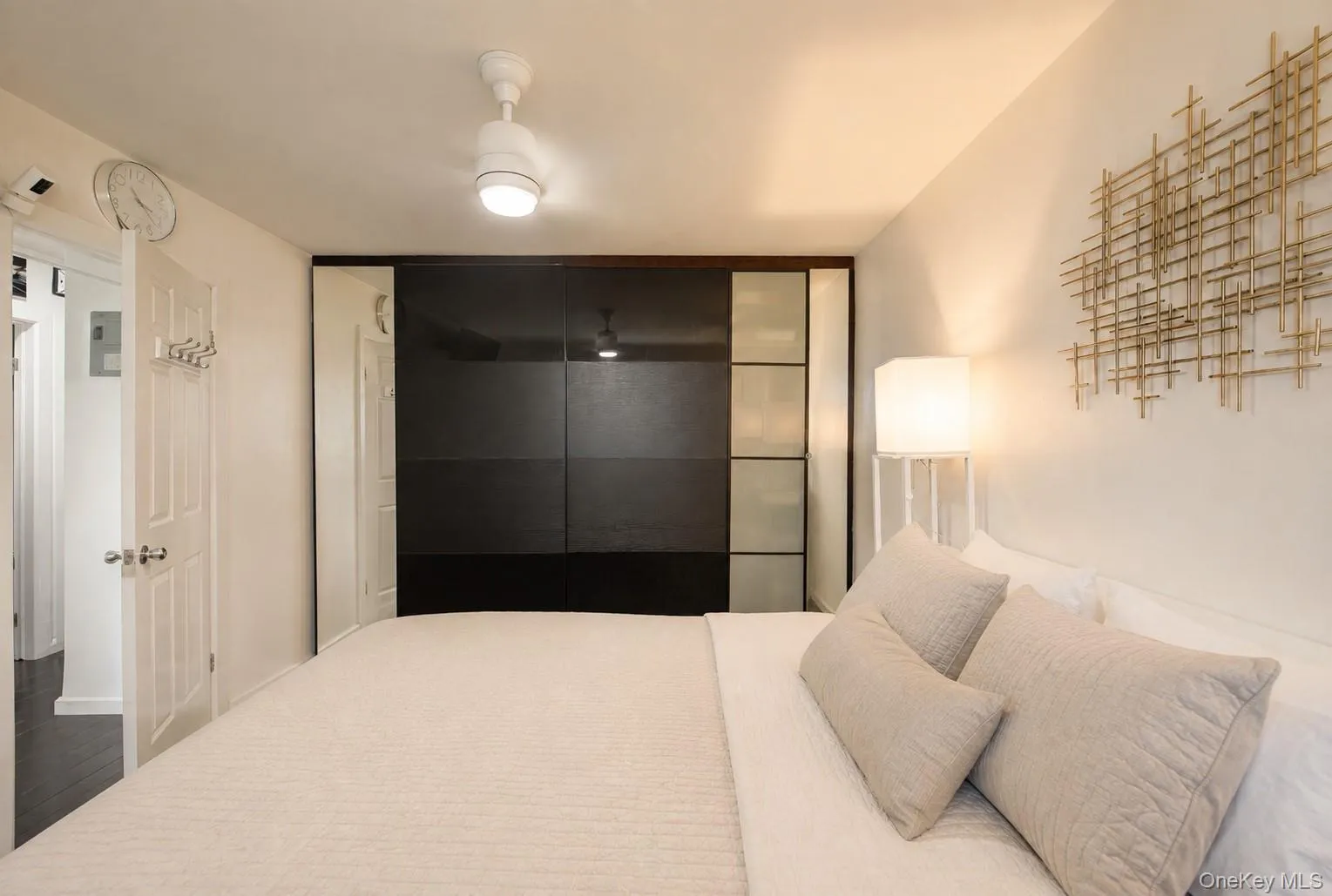 67-28 152nd Street, New York, NY, 2 Bedrooms Bedrooms, 4 Rooms Rooms,1 BathroomBathrooms,Residential,For Rent,152nd,0,1047946 67-28 152nd Street, New York, NY, 2 Bedrooms Bedrooms, 4 Rooms Rooms,1 BathroomBathrooms,Residential,For Rent,152nd,0,1047946