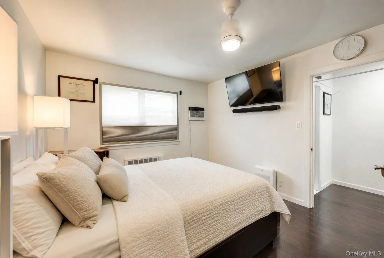 67-28 152nd Street, New York, NY, 2 Bedrooms Bedrooms, 4 Rooms Rooms,1 BathroomBathrooms,Residential,For Rent,152nd,0,1047946 67-28 152nd Street, New York, NY, 2 Bedrooms Bedrooms, 4 Rooms Rooms,1 BathroomBathrooms,Residential,For Rent,152nd,0,1047946