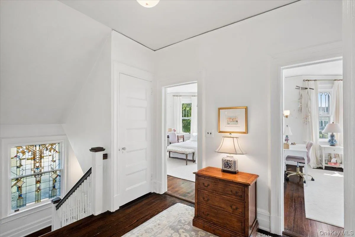 80 Argyll Avenue, New Rochelle, NY, 6 Bedrooms Bedrooms, 10 Rooms Rooms,2 BathroomsBathrooms,Residential,For Rent,Argyll,0,1047951 80 Argyll Avenue, New Rochelle, NY, 6 Bedrooms Bedrooms, 10 Rooms Rooms,2 BathroomsBathrooms,Residential,For Rent,Argyll,0,1047951