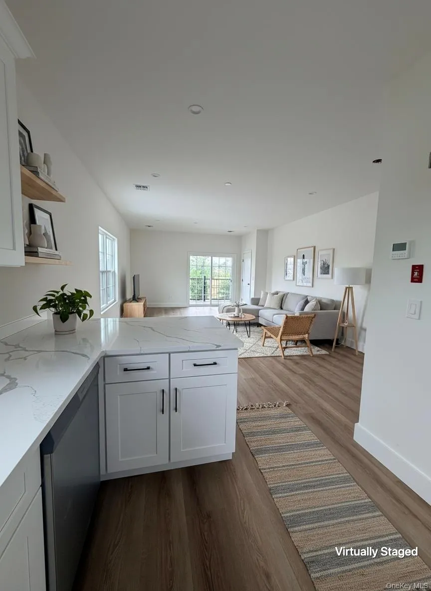 1220 Doges Prom, Babylon, NY, 1 Bedroom Bedrooms, 3 Room Rooms,1 BathroomBathrooms,Residential Lease,For Rent,Doges Prom,0,1047962 1220 Doges Prom, Babylon, NY, 1 Bedroom Bedrooms, 3 Room Rooms,1 BathroomBathrooms,Residential Lease,For Rent,Doges Prom,0,1047962