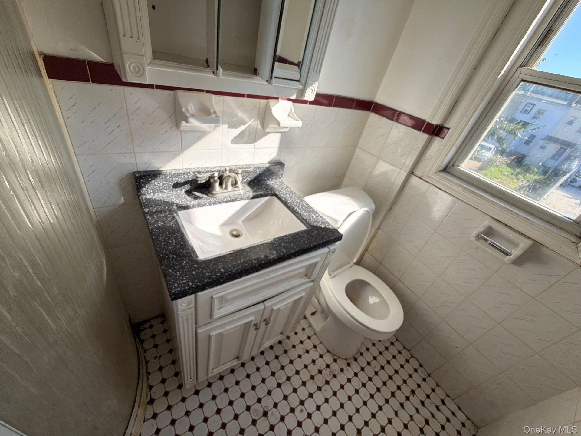 118-19 152nd Street, New York, NY, 2 Bedrooms Bedrooms, 5 Rooms Rooms,1 BathroomBathrooms,Residential,For Rent,152nd,0,1047964 118-19 152nd Street, New York, NY, 2 Bedrooms Bedrooms, 5 Rooms Rooms,1 BathroomBathrooms,Residential,For Rent,152nd,0,1047964