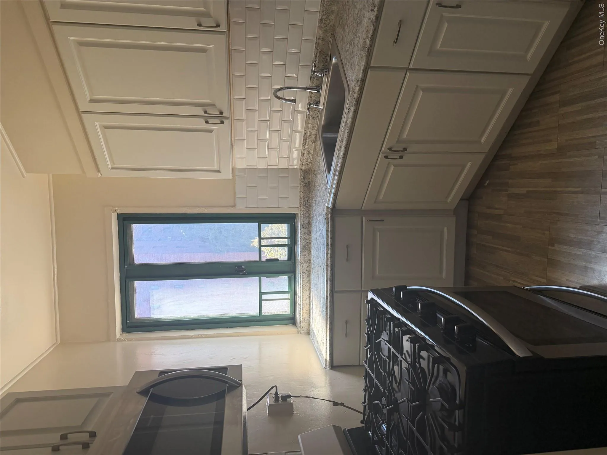 1641 Metropolitan Avenue, New York, NY, 1 Bedroom Bedrooms, 3 Rooms Rooms,1 BathroomBathrooms,Residential,For Rent,Metropolitan,0,1047967 1641 Metropolitan Avenue, New York, NY, 1 Bedroom Bedrooms, 3 Rooms Rooms,1 BathroomBathrooms,Residential,For Rent,Metropolitan,0,1047967