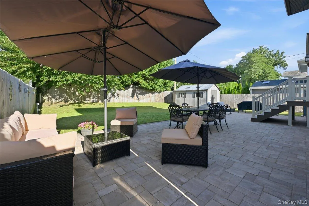 1420 Holiday Park Drive, Hempstead, NY, 4 Bedrooms Bedrooms, 8 Rooms Rooms,2 BathroomsBathrooms,Residential,For Rent,Holiday Park,0,1047968 1420 Holiday Park Drive, Hempstead, NY, 4 Bedrooms Bedrooms, 8 Rooms Rooms,2 BathroomsBathrooms,Residential,For Rent,Holiday Park,0,1047968