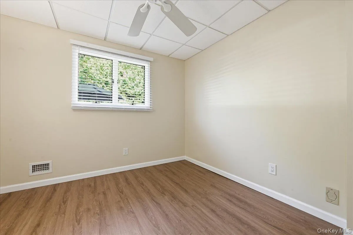 1420 Holiday Park Drive, Hempstead, NY, 4 Bedrooms Bedrooms, 8 Rooms Rooms,2 BathroomsBathrooms,Residential,For Rent,Holiday Park,0,1047968 1420 Holiday Park Drive, Hempstead, NY, 4 Bedrooms Bedrooms, 8 Rooms Rooms,2 BathroomsBathrooms,Residential,For Rent,Holiday Park,0,1047968