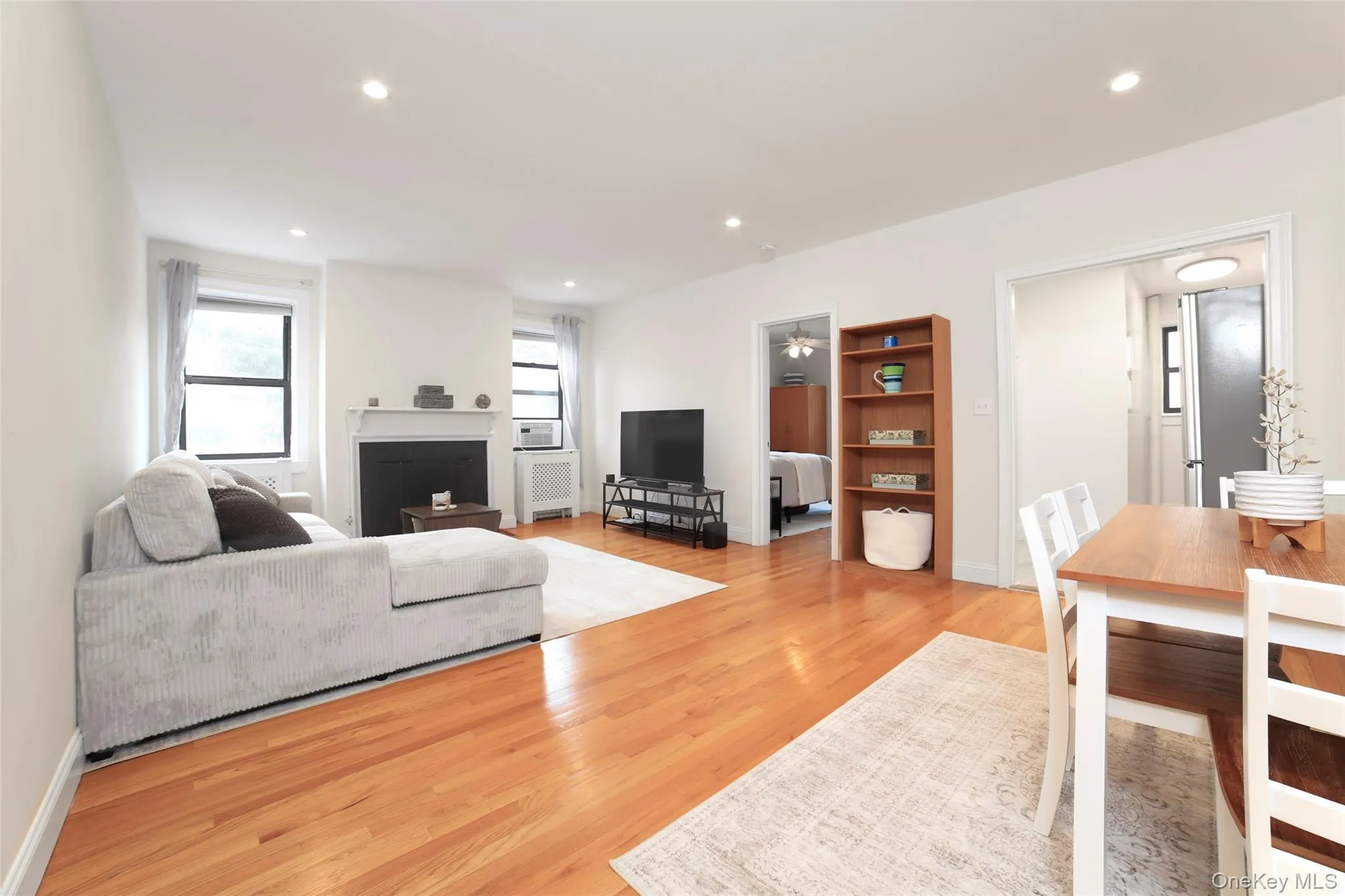 68 Hartsdale Avenue, Greenburgh, NY, 1 Bedroom Bedrooms, 4 Rooms Rooms,1 BathroomBathrooms,Residential,For Rent,Hartsdale,0,1047970 68 Hartsdale Avenue, Greenburgh, NY, 1 Bedroom Bedrooms, 4 Rooms Rooms,1 BathroomBathrooms,Residential,For Rent,Hartsdale,0,1047970