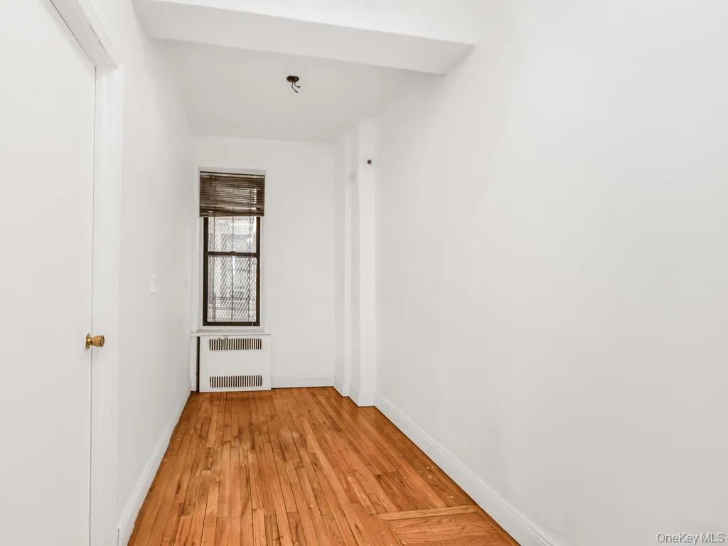 860 Grand Concourse, New York, NY, 4 Bedrooms Bedrooms, 5 Rooms Rooms,1 BathroomBathrooms,Residential,For Rent,Grand Concourse,0,1047971 860 Grand Concourse, New York, NY, 4 Bedrooms Bedrooms, 5 Rooms Rooms,1 BathroomBathrooms,Residential,For Rent,Grand Concourse,0,1047971