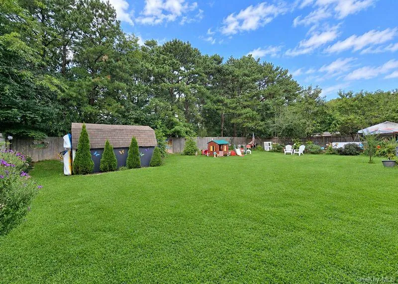 76 Corbin Avenue, Brookhaven, NY, 5 Bedrooms Bedrooms, 10 Rooms Rooms,3 BathroomsBathrooms,Residential,For Rent,Corbin,0,1047973 76 Corbin Avenue, Brookhaven, NY, 5 Bedrooms Bedrooms, 10 Rooms Rooms,3 BathroomsBathrooms,Residential,For Rent,Corbin,0,1047973