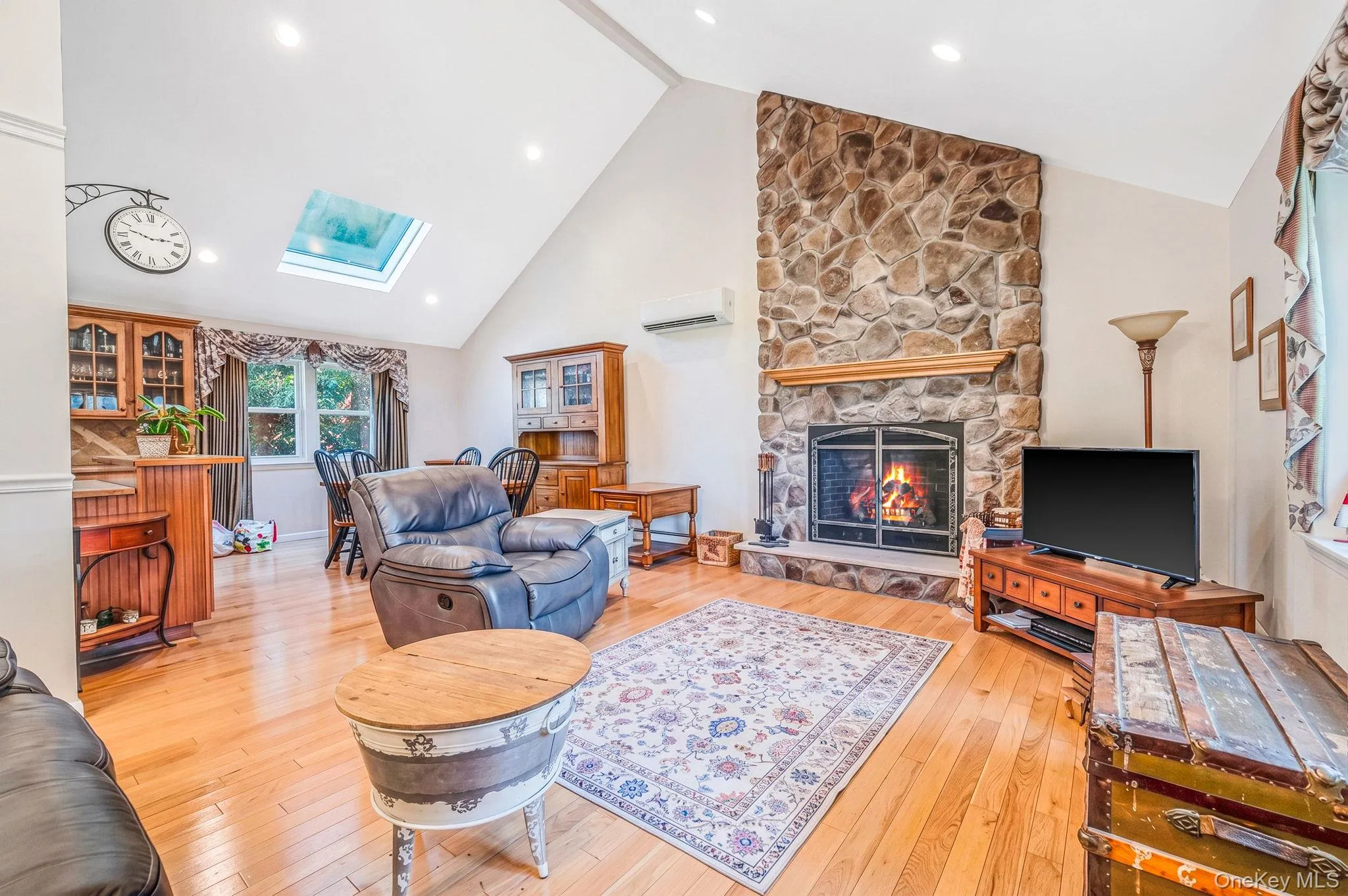 1 Chen Court, Brookhaven, NY, 4 Bedrooms Bedrooms, 13 Rooms Rooms,3 BathroomsBathrooms,Residential,For Rent,Chen,0,1047975 1 Chen Court, Brookhaven, NY, 4 Bedrooms Bedrooms, 13 Rooms Rooms,3 BathroomsBathrooms,Residential,For Rent,Chen,0,1047975