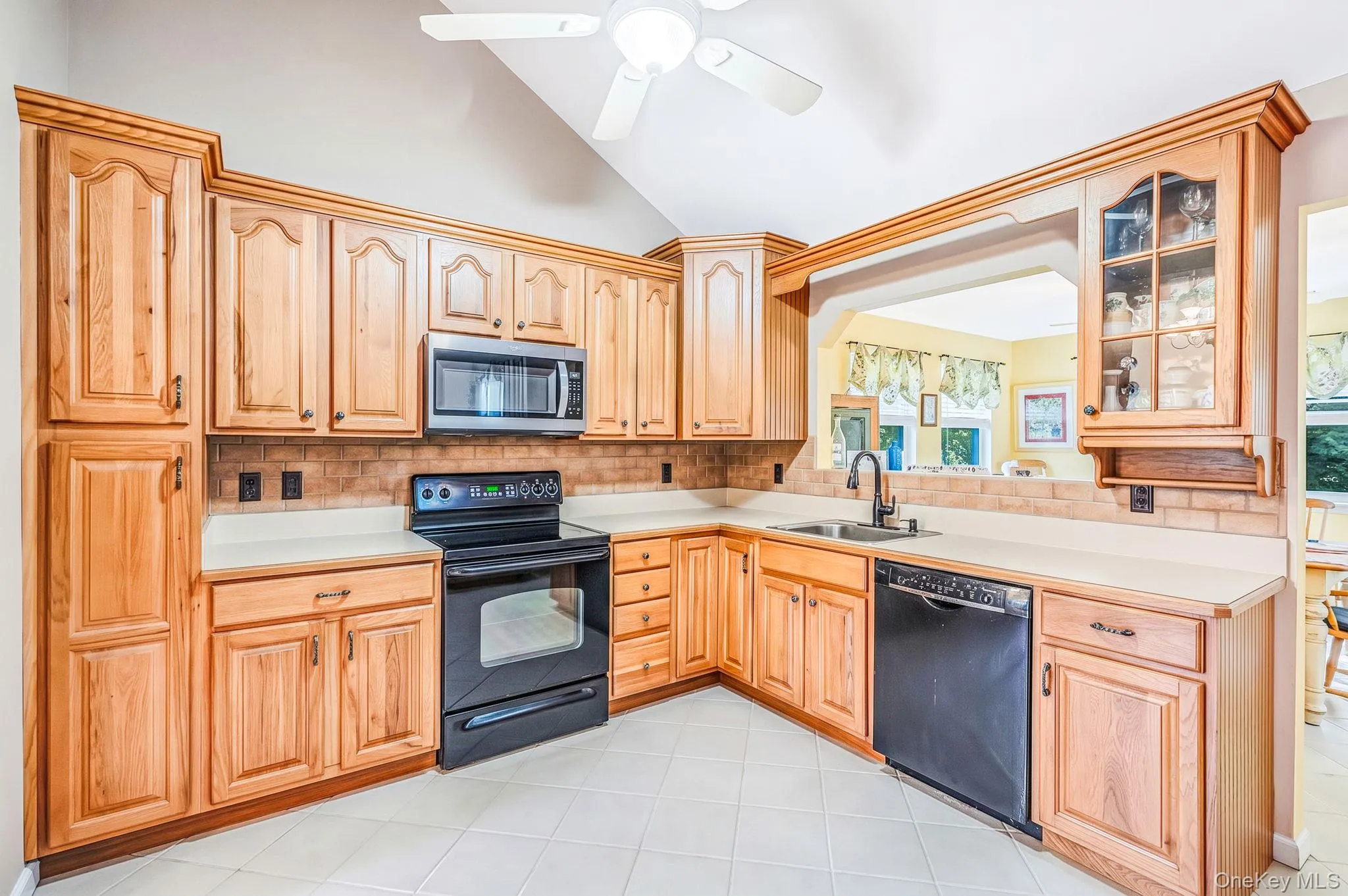 1 Chen Court, Brookhaven, NY, 4 Bedrooms Bedrooms, 13 Rooms Rooms,3 BathroomsBathrooms,Residential,For Rent,Chen,0,1047975 1 Chen Court, Brookhaven, NY, 4 Bedrooms Bedrooms, 13 Rooms Rooms,3 BathroomsBathrooms,Residential,For Rent,Chen,0,1047975