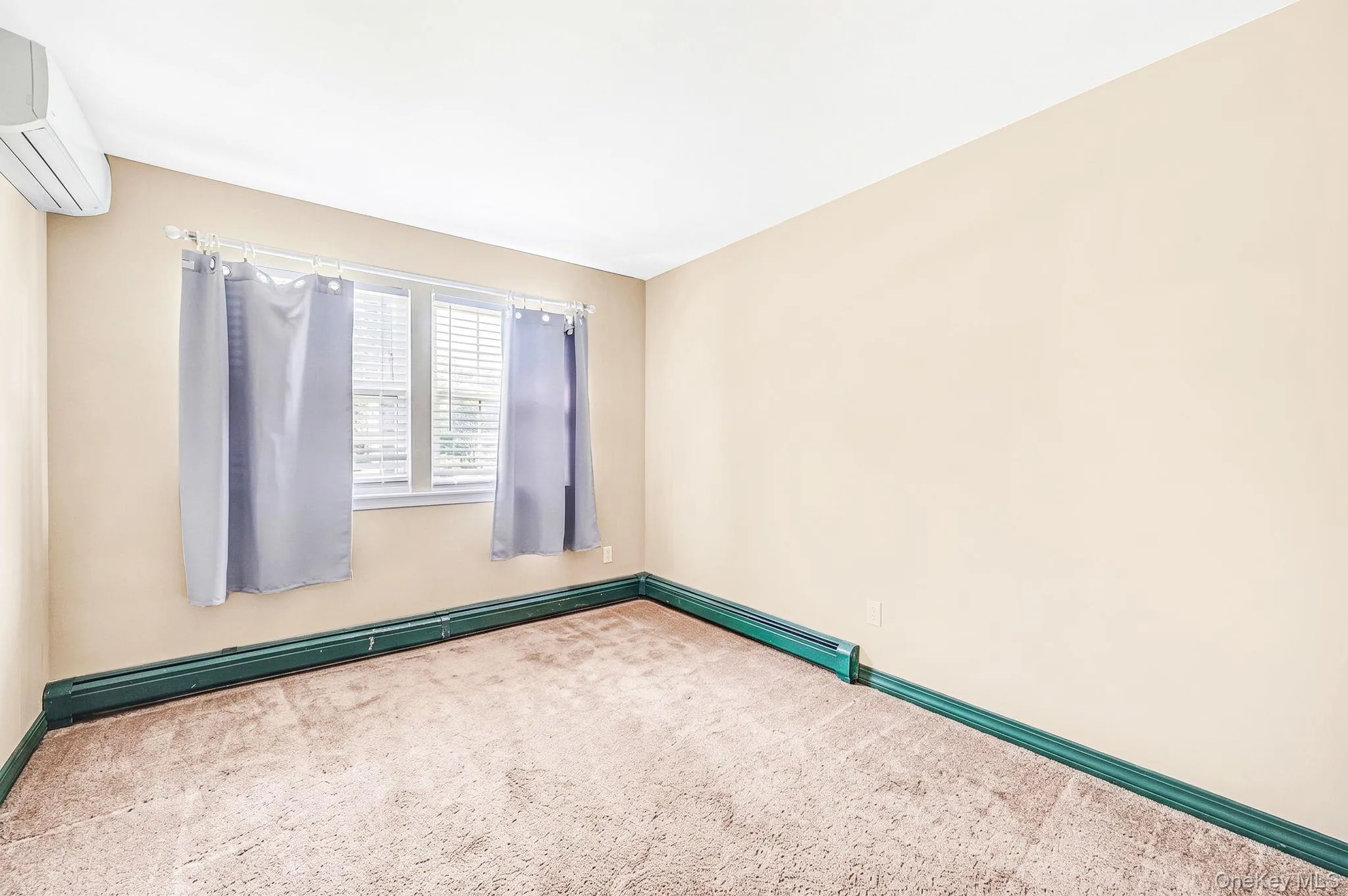 1 Chen Court, Brookhaven, NY, 4 Bedrooms Bedrooms, 13 Rooms Rooms,3 BathroomsBathrooms,Residential,For Rent,Chen,0,1047975 1 Chen Court, Brookhaven, NY, 4 Bedrooms Bedrooms, 13 Rooms Rooms,3 BathroomsBathrooms,Residential,For Rent,Chen,0,1047975