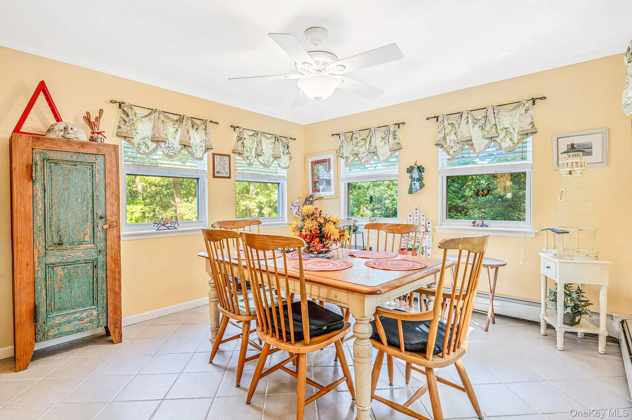1 Chen Court, Brookhaven, NY, 4 Bedrooms Bedrooms, 13 Rooms Rooms,3 BathroomsBathrooms,Residential,For Rent,Chen,0,1047975 1 Chen Court, Brookhaven, NY, 4 Bedrooms Bedrooms, 13 Rooms Rooms,3 BathroomsBathrooms,Residential,For Rent,Chen,0,1047975