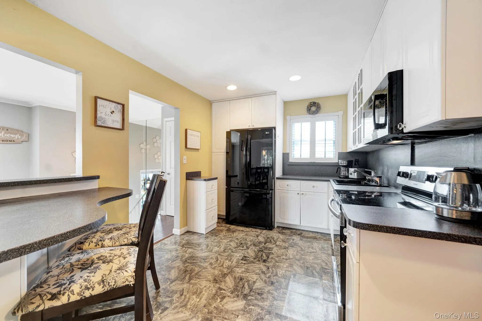 285 Oak Street, Oyster Bay, NY, 4 Bedrooms Bedrooms, 8 Rooms Rooms,2 BathroomsBathrooms,Residential,For Rent,Oak,0,1047976 285 Oak Street, Oyster Bay, NY, 4 Bedrooms Bedrooms, 8 Rooms Rooms,2 BathroomsBathrooms,Residential,For Rent,Oak,0,1047976