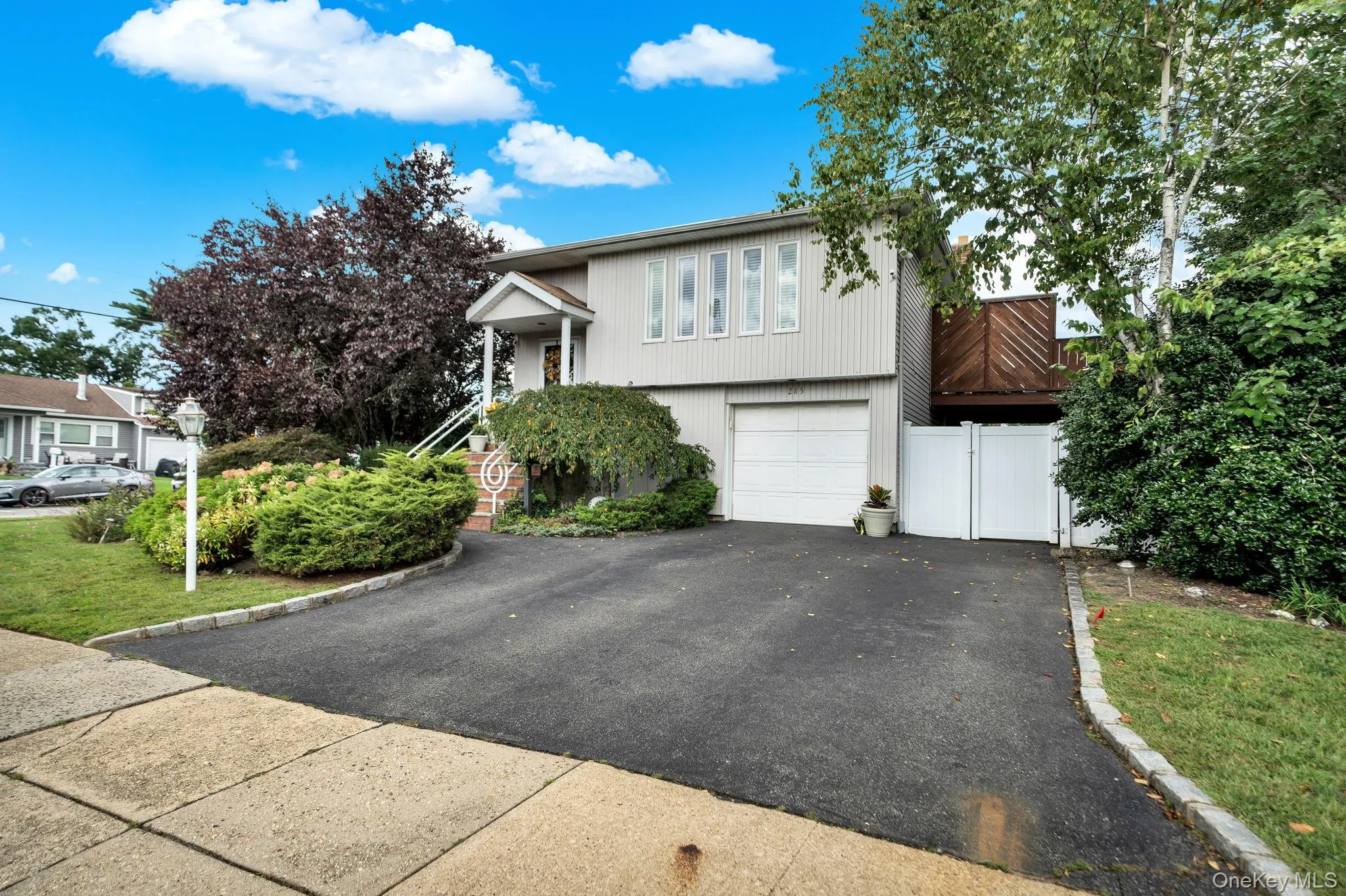 285 Oak Street, Oyster Bay, NY, 4 Bedrooms Bedrooms, 8 Rooms Rooms,2 BathroomsBathrooms,Residential,For Rent,Oak,0,1047976 285 Oak Street, Oyster Bay, NY, 4 Bedrooms Bedrooms, 8 Rooms Rooms,2 BathroomsBathrooms,Residential,For Rent,Oak,0,1047976