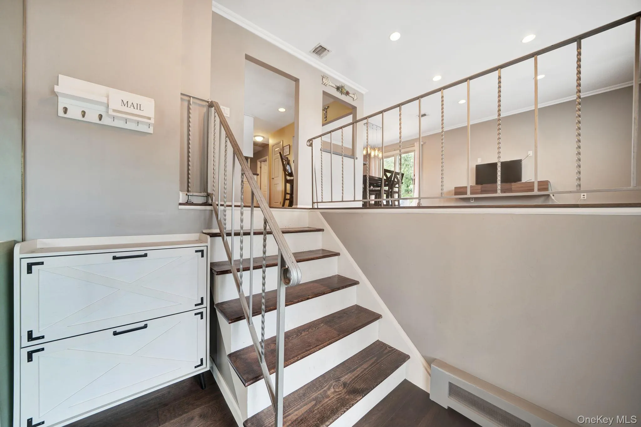 285 Oak Street, Oyster Bay, NY, 4 Bedrooms Bedrooms, 8 Rooms Rooms,2 BathroomsBathrooms,Residential,For Rent,Oak,0,1047976 285 Oak Street, Oyster Bay, NY, 4 Bedrooms Bedrooms, 8 Rooms Rooms,2 BathroomsBathrooms,Residential,For Rent,Oak,0,1047976