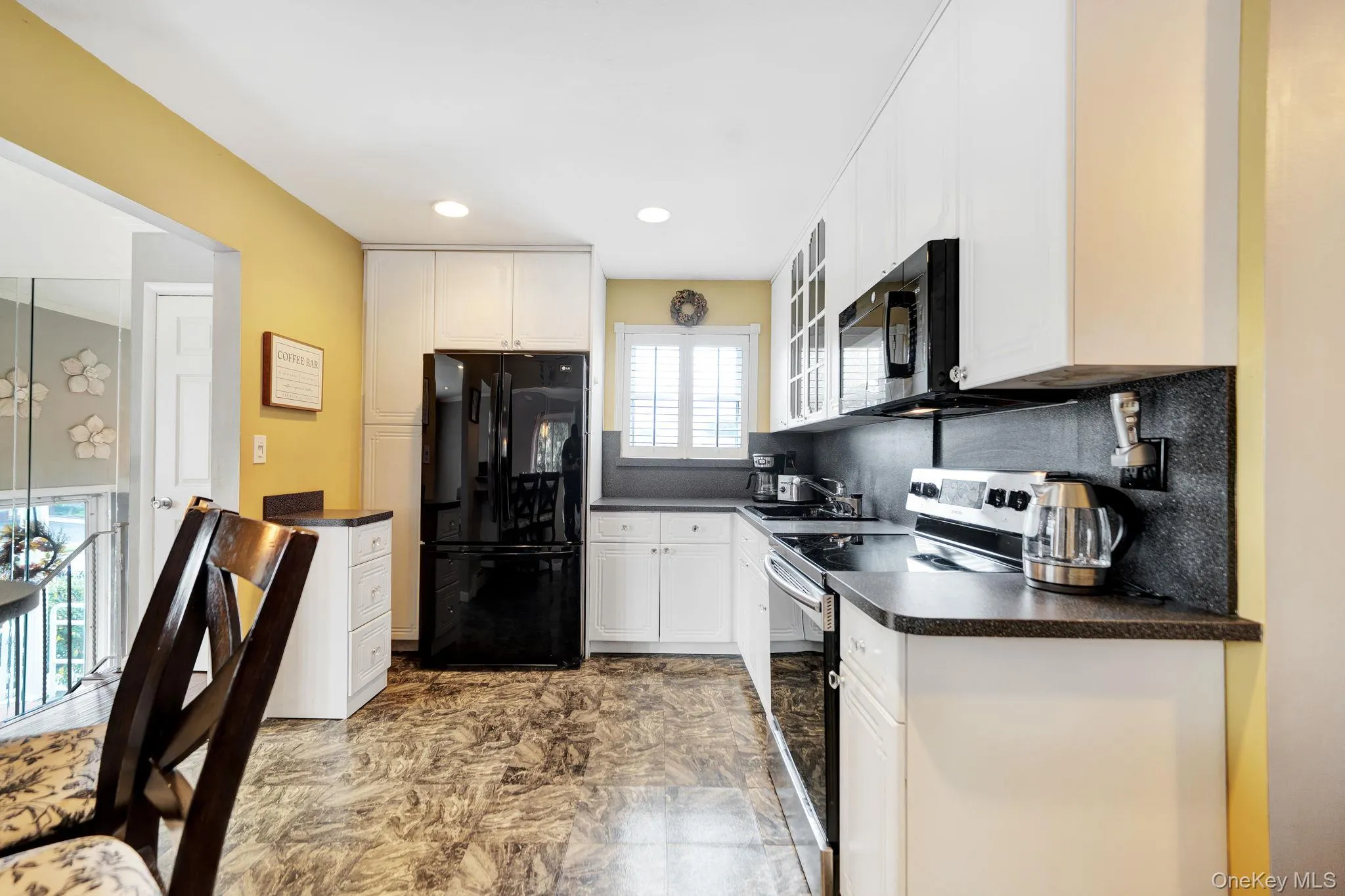 285 Oak Street, Oyster Bay, NY, 4 Bedrooms Bedrooms, 8 Rooms Rooms,2 BathroomsBathrooms,Residential,For Rent,Oak,0,1047976 285 Oak Street, Oyster Bay, NY, 4 Bedrooms Bedrooms, 8 Rooms Rooms,2 BathroomsBathrooms,Residential,For Rent,Oak,0,1047976
