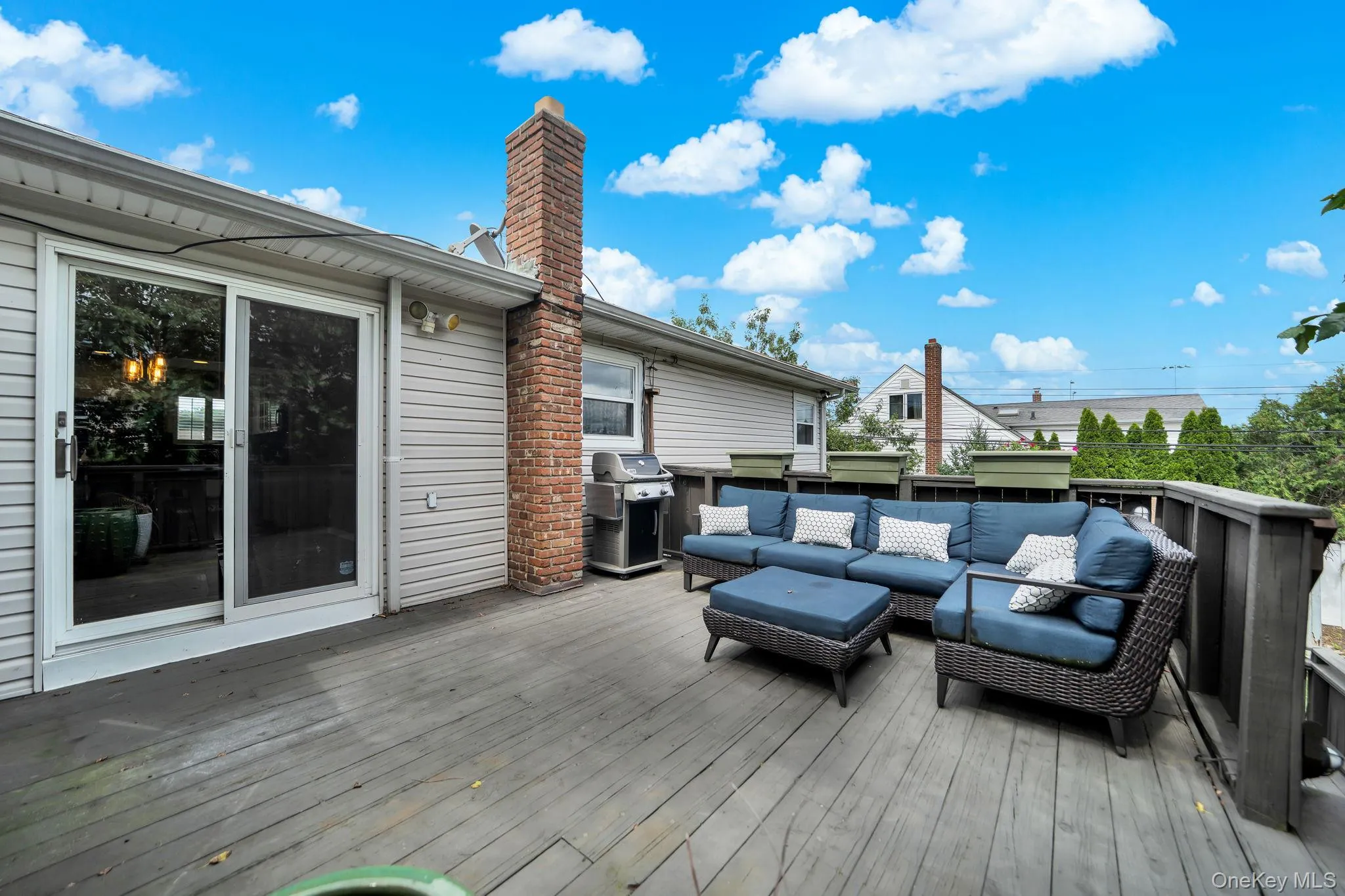 285 Oak Street, Oyster Bay, NY, 4 Bedrooms Bedrooms, 8 Rooms Rooms,2 BathroomsBathrooms,Residential,For Rent,Oak,0,1047976 285 Oak Street, Oyster Bay, NY, 4 Bedrooms Bedrooms, 8 Rooms Rooms,2 BathroomsBathrooms,Residential,For Rent,Oak,0,1047976