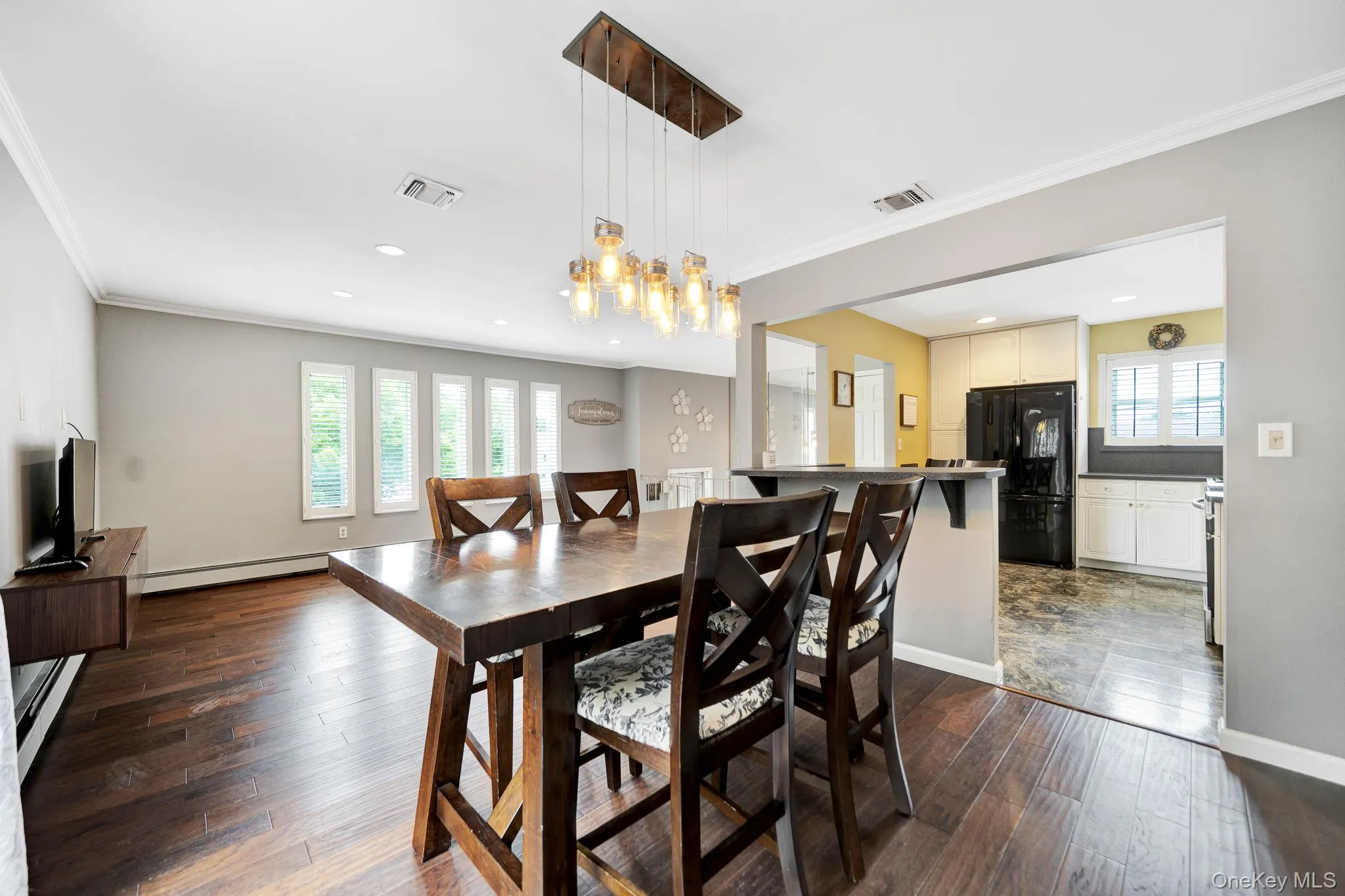285 Oak Street, Oyster Bay, NY, 4 Bedrooms Bedrooms, 8 Rooms Rooms,2 BathroomsBathrooms,Residential,For Rent,Oak,0,1047976 285 Oak Street, Oyster Bay, NY, 4 Bedrooms Bedrooms, 8 Rooms Rooms,2 BathroomsBathrooms,Residential,For Rent,Oak,0,1047976