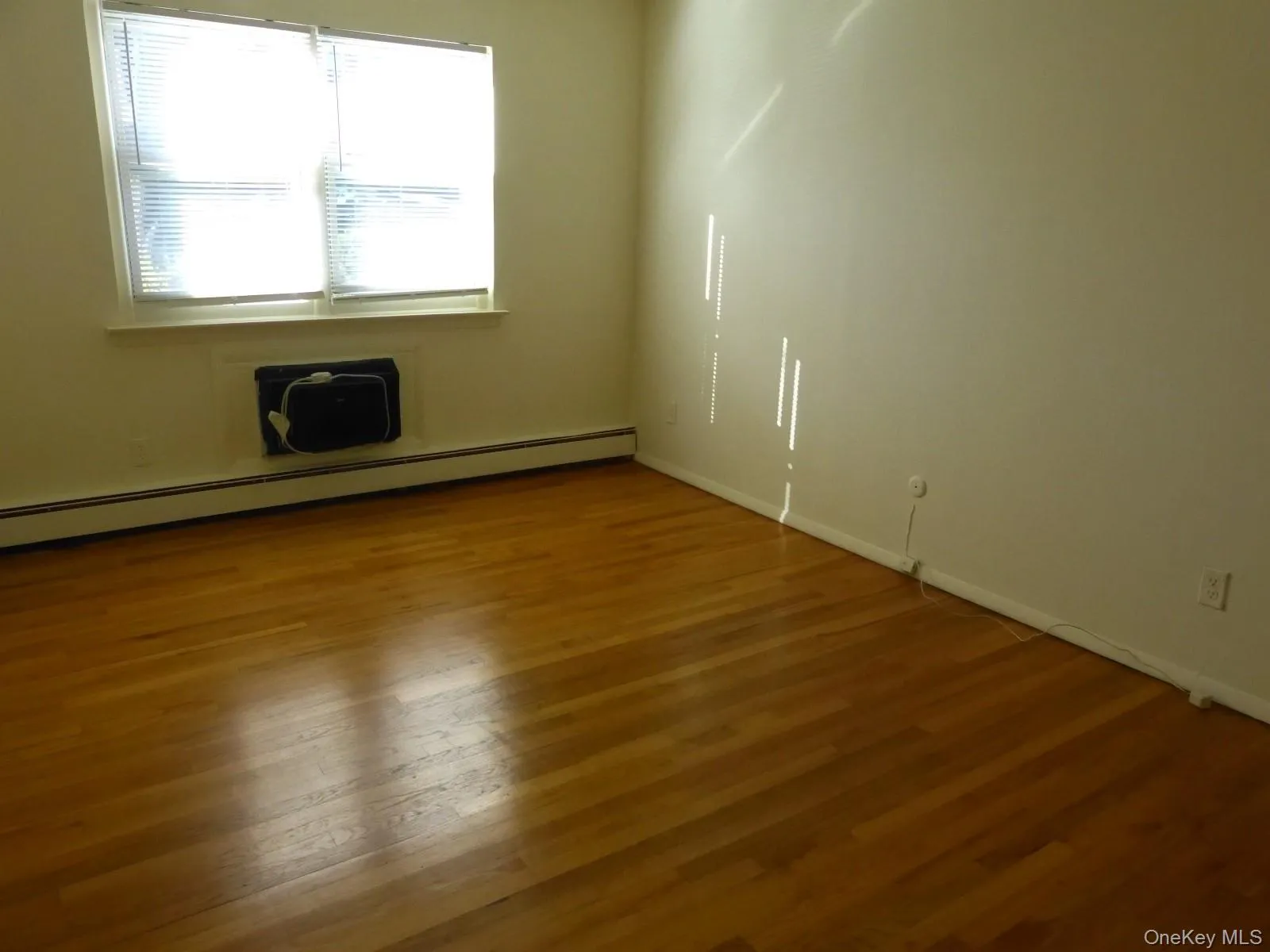4 Duryea Place, Orangetown, NY, 1 Bedroom Bedrooms, 4 Room Rooms,1 BathroomBathrooms,Residential Lease,For Rent,Duryea,0,1047978 4 Duryea Place, Orangetown, NY, 1 Bedroom Bedrooms, 4 Room Rooms,1 BathroomBathrooms,Residential Lease,For Rent,Duryea,0,1047978