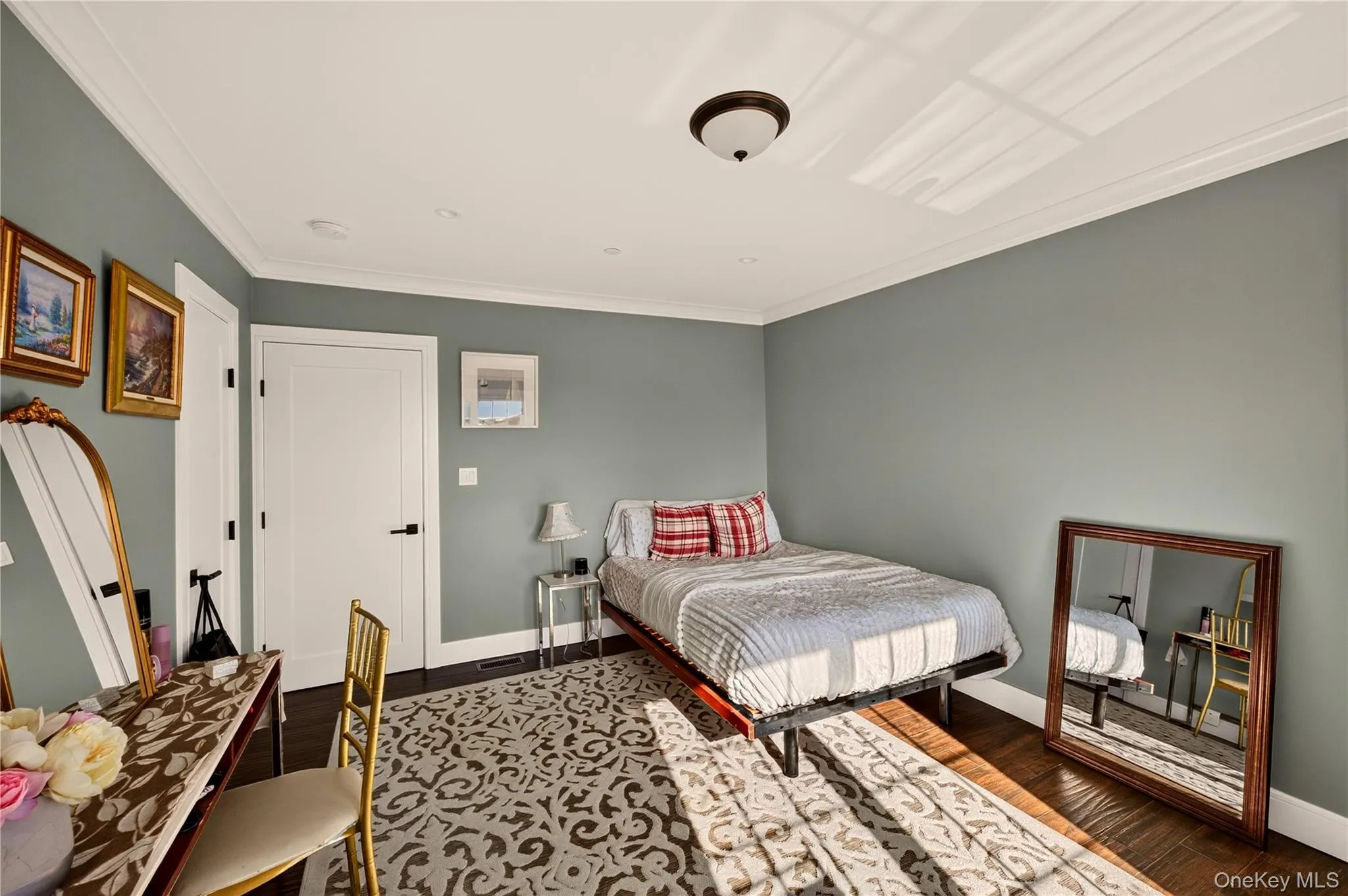 1 North Drive, Hempstead, NY, 7 Bedrooms Bedrooms, 15 Rooms Rooms,4 BathroomsBathrooms,Residential Lease,For Rent,North,0,1047979 1 North Drive, Hempstead, NY, 7 Bedrooms Bedrooms, 15 Rooms Rooms,4 BathroomsBathrooms,Residential Lease,For Rent,North,0,1047979