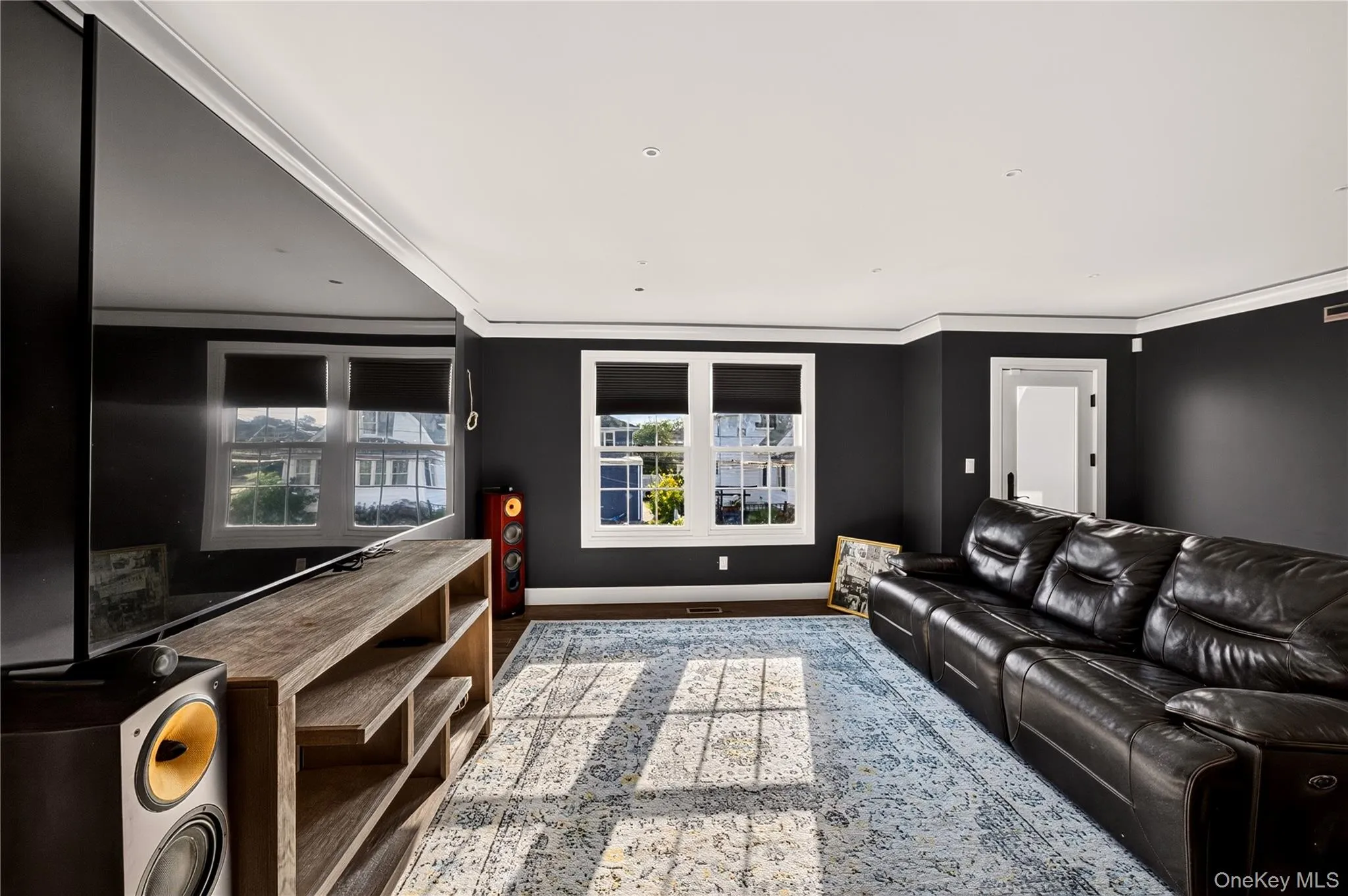 1 North Drive, Hempstead, NY, 7 Bedrooms Bedrooms, 15 Rooms Rooms,4 BathroomsBathrooms,Residential Lease,For Rent,North,0,1047979 1 North Drive, Hempstead, NY, 7 Bedrooms Bedrooms, 15 Rooms Rooms,4 BathroomsBathrooms,Residential Lease,For Rent,North,0,1047979