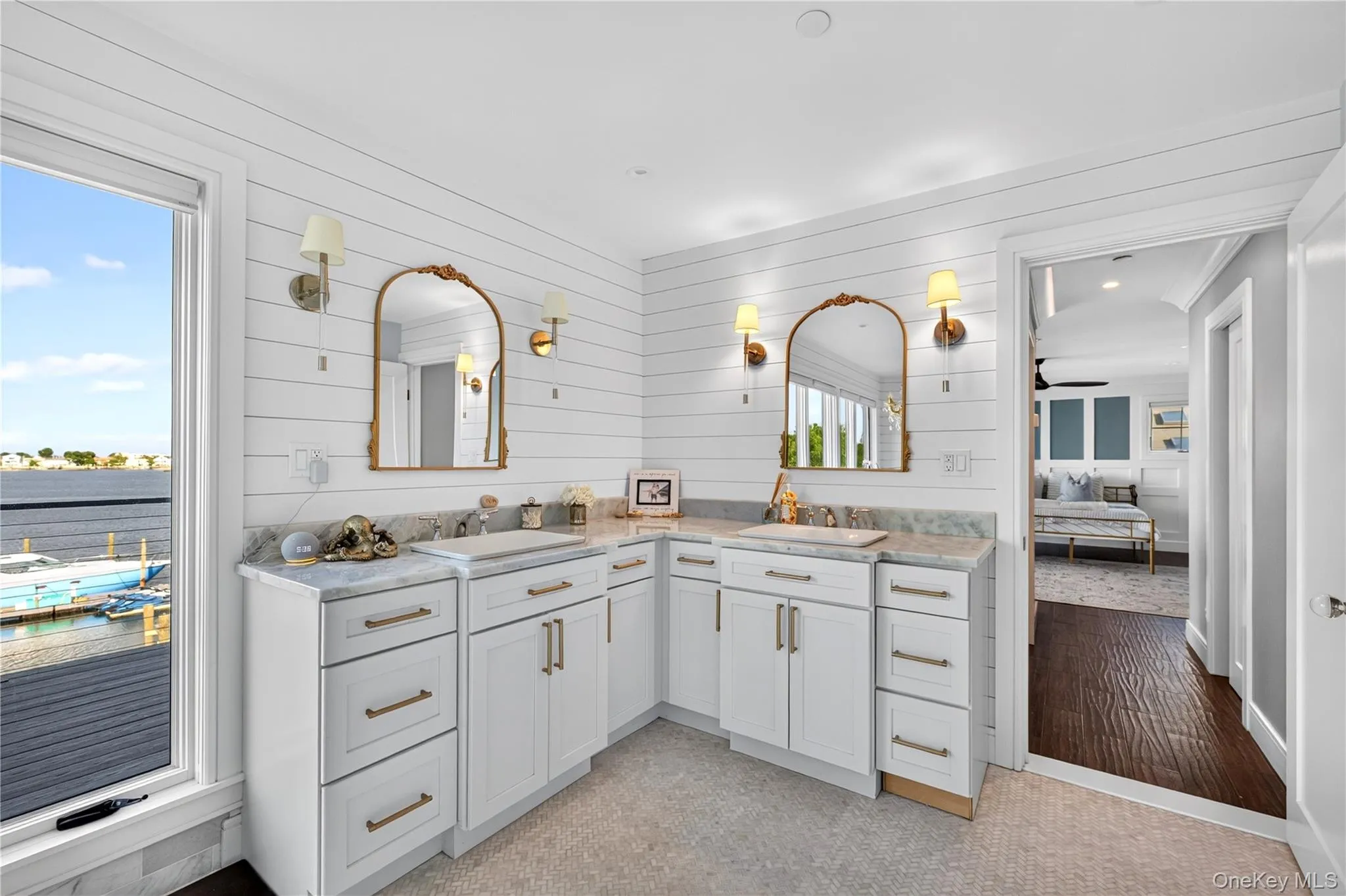 1 North Drive, Hempstead, NY, 7 Bedrooms Bedrooms, 15 Rooms Rooms,4 BathroomsBathrooms,Residential Lease,For Rent,North,0,1047979 1 North Drive, Hempstead, NY, 7 Bedrooms Bedrooms, 15 Rooms Rooms,4 BathroomsBathrooms,Residential Lease,For Rent,North,0,1047979