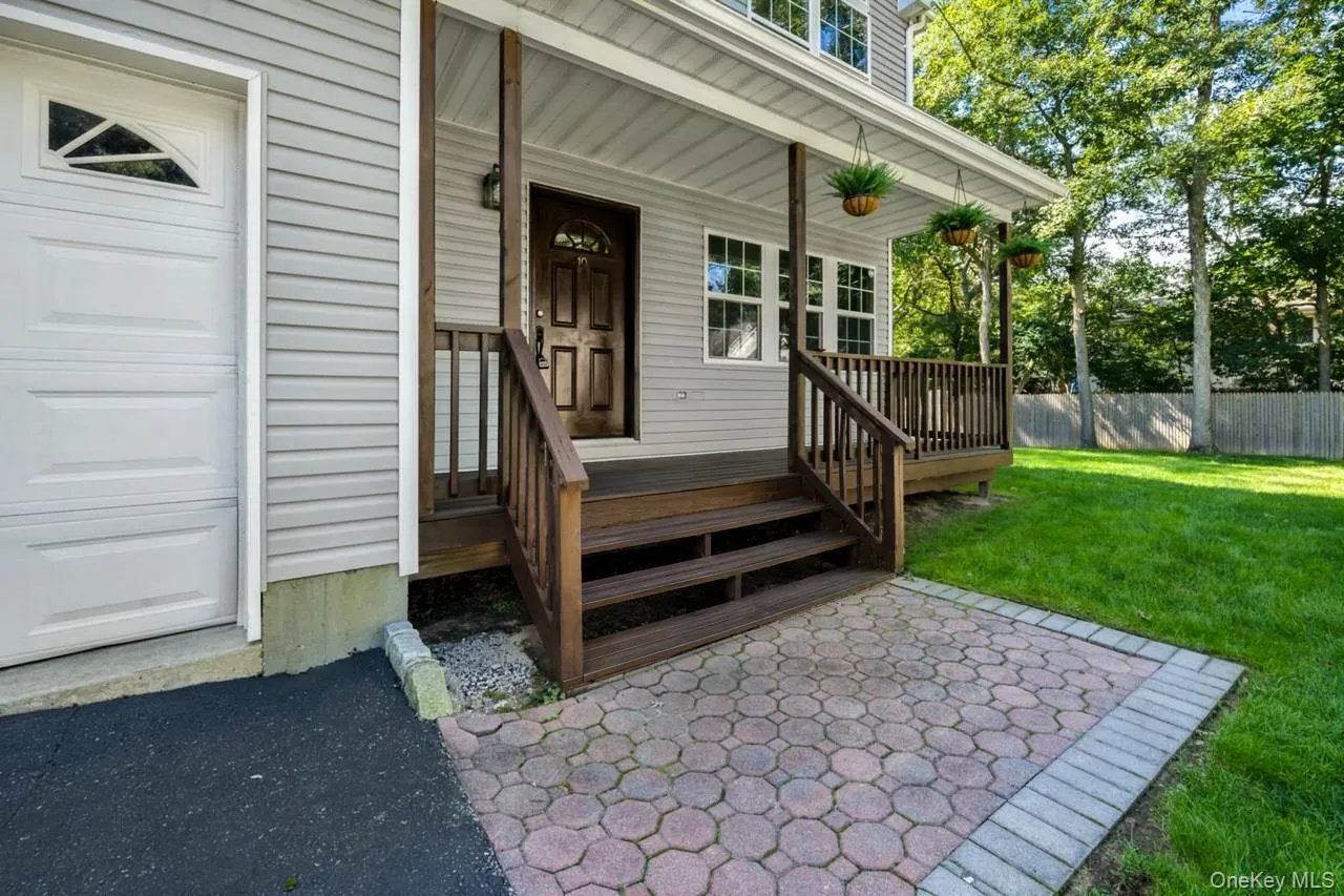 10 Iowa Street, Brookhaven, NY, 3 Bedrooms Bedrooms, 7 Rooms Rooms,2 BathroomsBathrooms,Residential,For Rent,Iowa,0,1047980 10 Iowa Street, Brookhaven, NY, 3 Bedrooms Bedrooms, 7 Rooms Rooms,2 BathroomsBathrooms,Residential,For Rent,Iowa,0,1047980