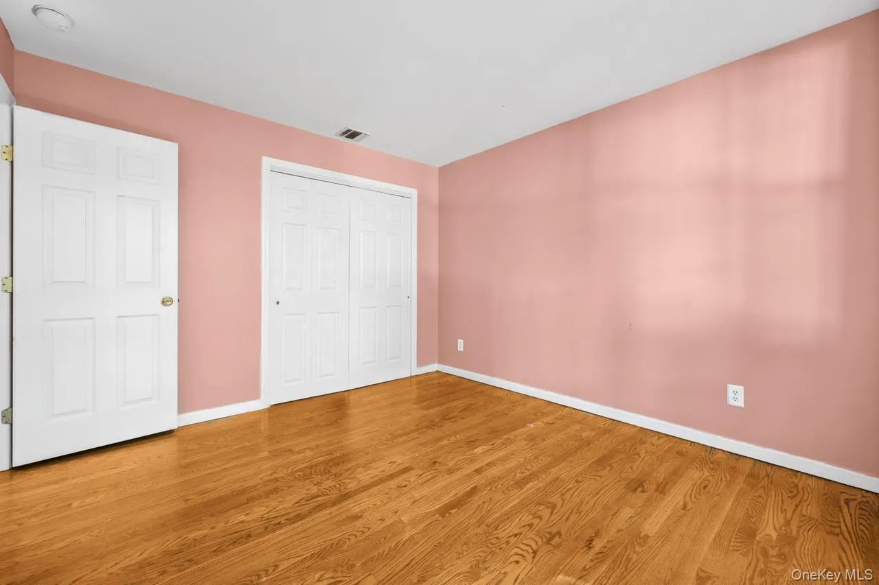 10 Iowa Street, Brookhaven, NY, 3 Bedrooms Bedrooms, 7 Rooms Rooms,2 BathroomsBathrooms,Residential,For Rent,Iowa,0,1047980 10 Iowa Street, Brookhaven, NY, 3 Bedrooms Bedrooms, 7 Rooms Rooms,2 BathroomsBathrooms,Residential,For Rent,Iowa,0,1047980