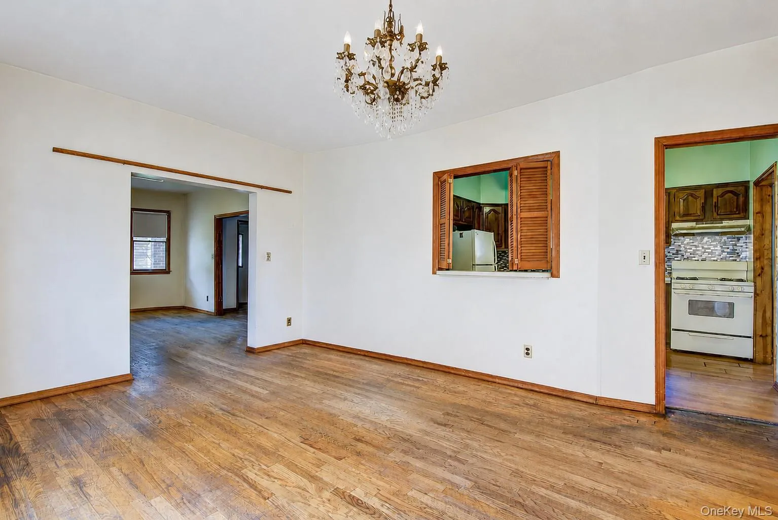 38-05 221st Street, New York, NY, 5 Bedrooms Bedrooms, 9 Rooms Rooms,1 BathroomBathrooms,Residential,For Rent,221st,0,1047983 38-05 221st Street, New York, NY, 5 Bedrooms Bedrooms, 9 Rooms Rooms,1 BathroomBathrooms,Residential,For Rent,221st,0,1047983