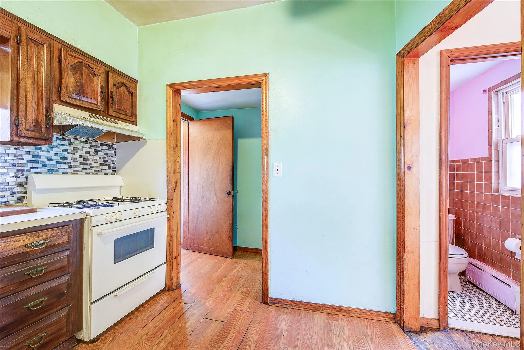 38-05 221st Street, New York, NY, 5 Bedrooms Bedrooms, 9 Rooms Rooms,1 BathroomBathrooms,Residential,For Rent,221st,0,1047983 38-05 221st Street, New York, NY, 5 Bedrooms Bedrooms, 9 Rooms Rooms,1 BathroomBathrooms,Residential,For Rent,221st,0,1047983